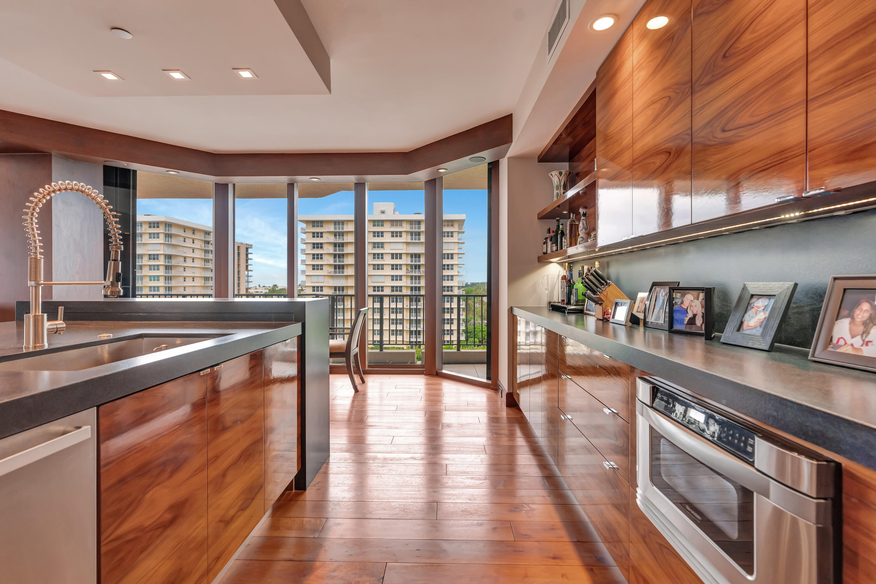 570 Ocean #602, Juno Beach FL 33408