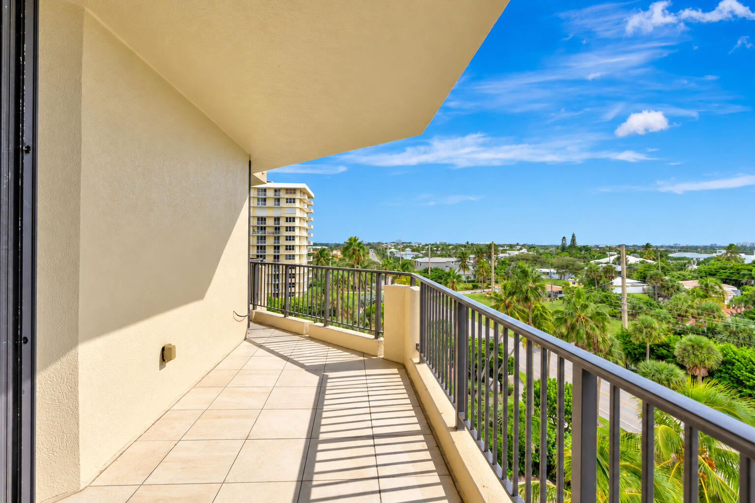 570 Ocean #602, Juno Beach FL 33408