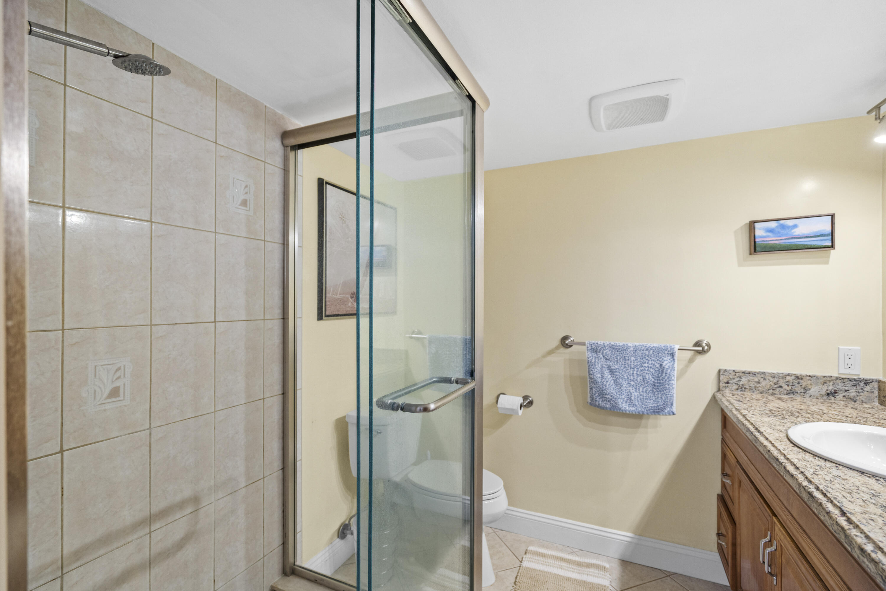 1161 HILLSBORO MILE #305, Hillsboro Beach FL 33062