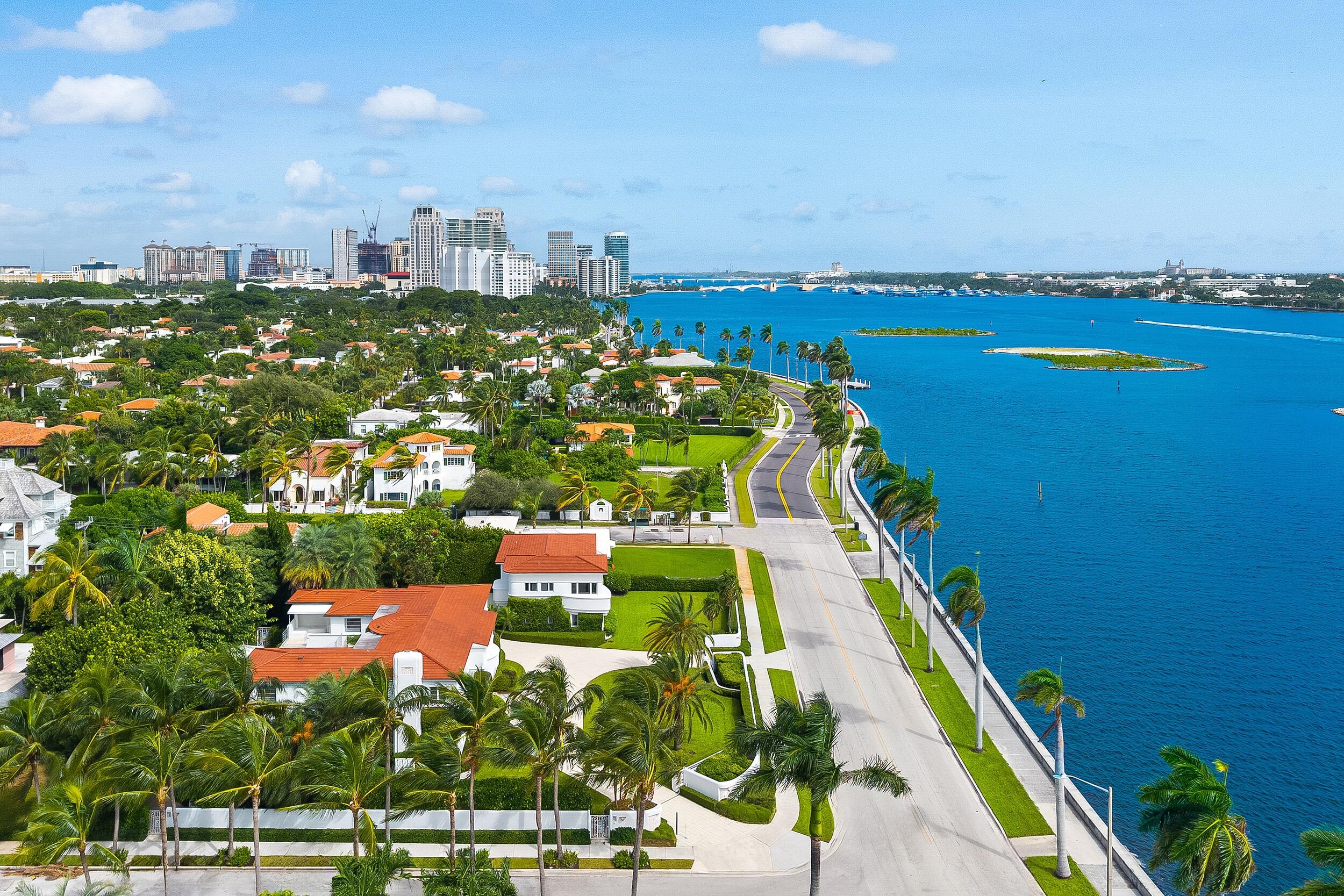 2631 S Flagler, West Palm Beach FL 33405