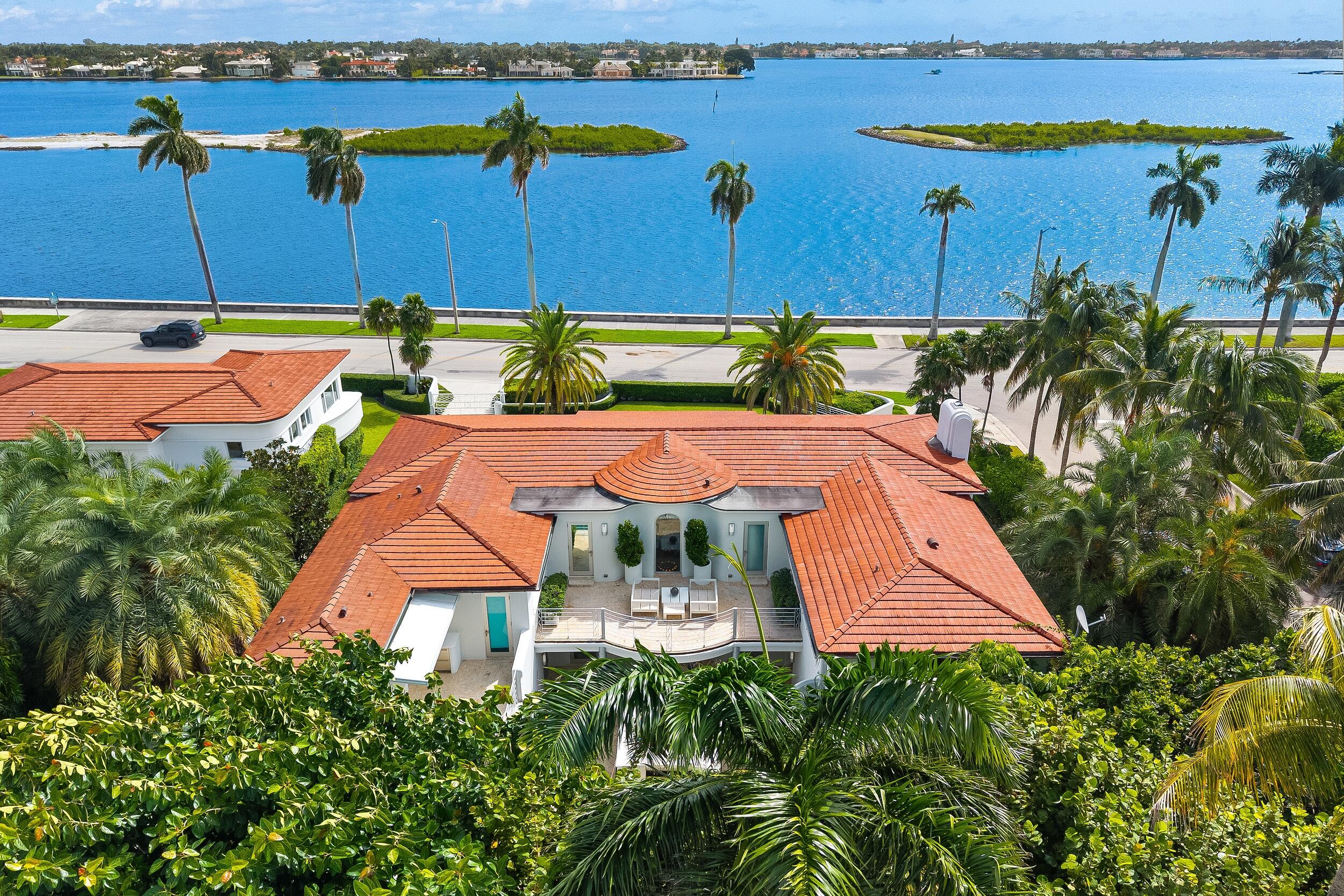 2631 S Flagler, West Palm Beach FL 33405