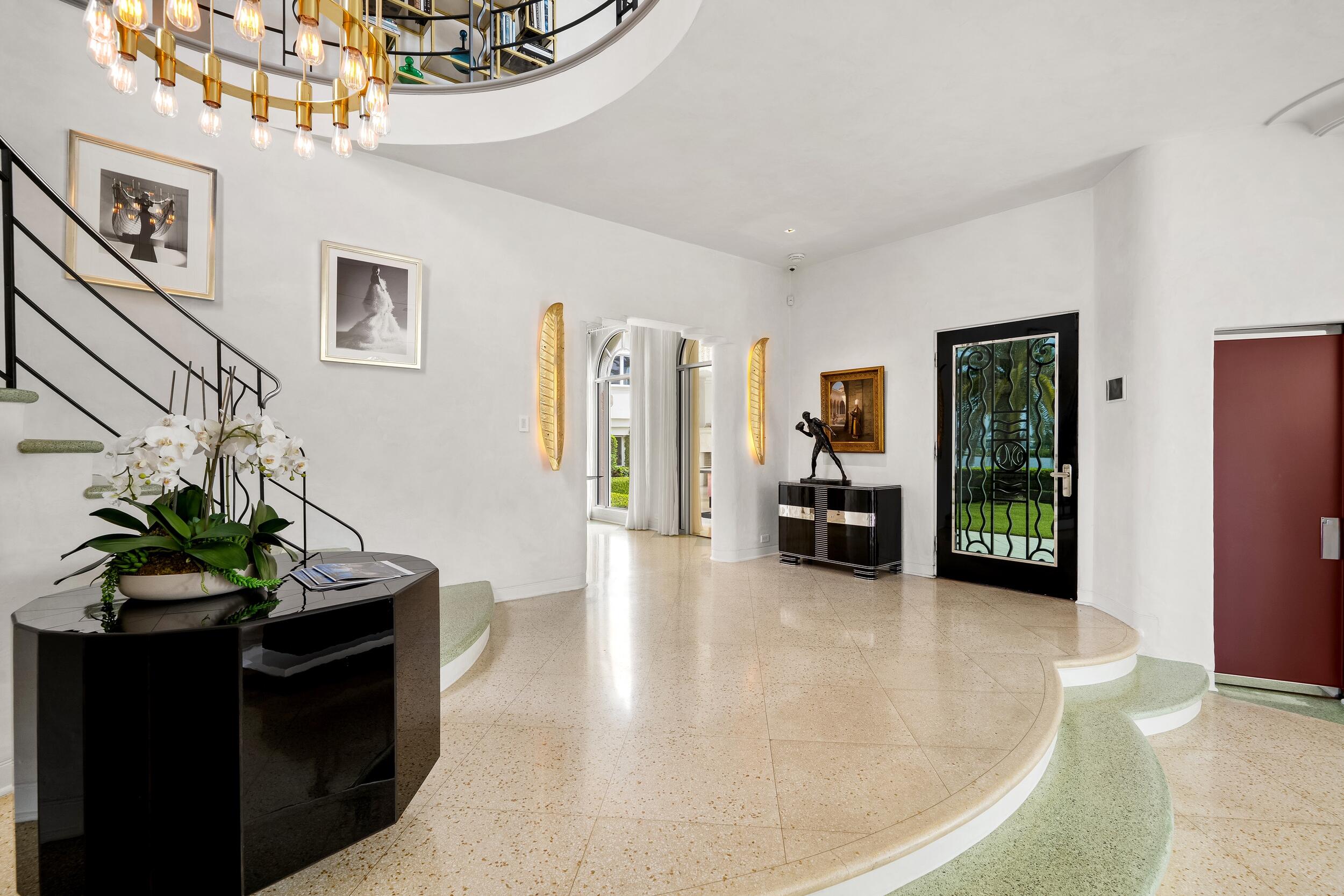 2631 S Flagler, West Palm Beach FL 33405