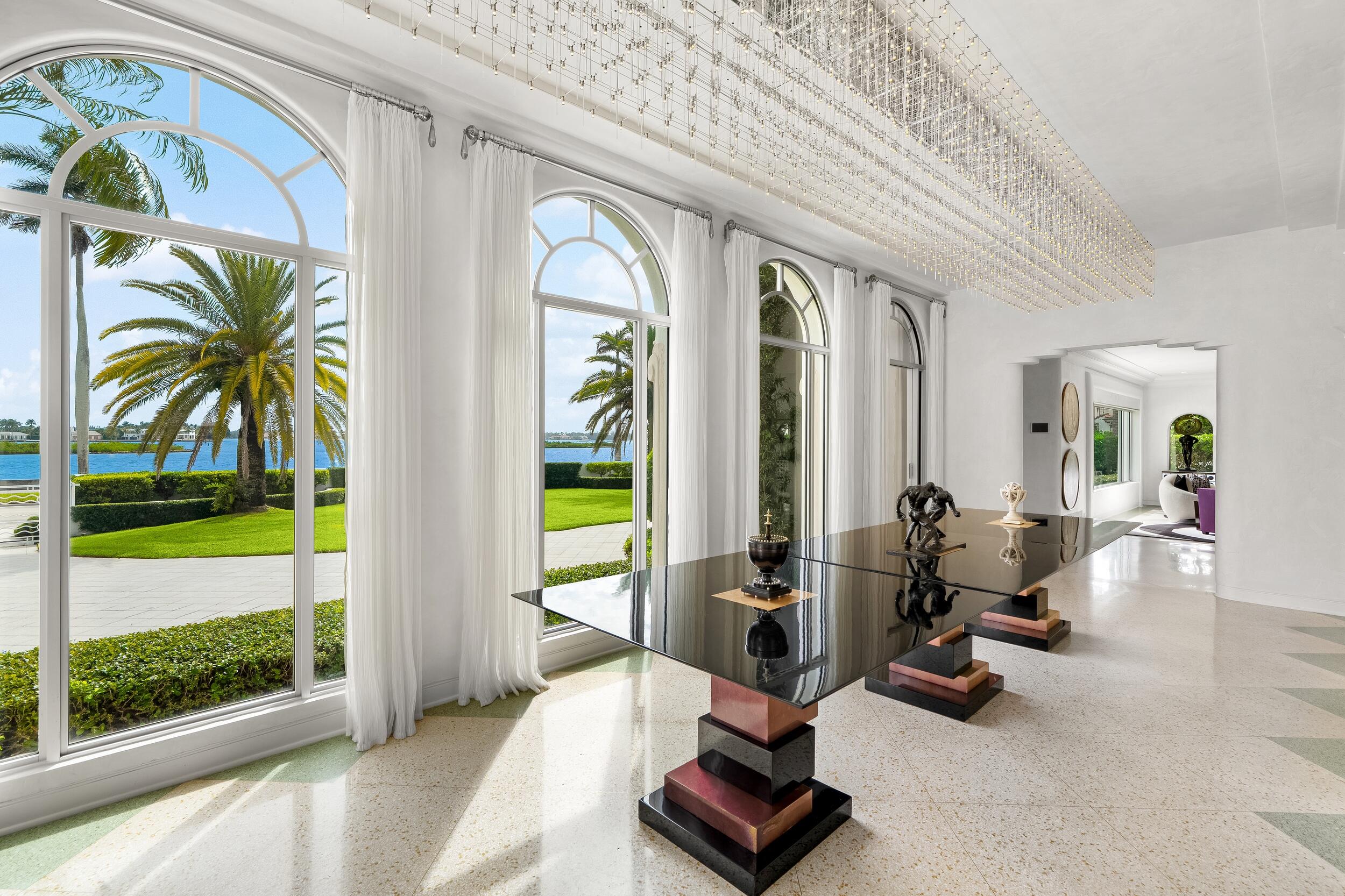 2631 S Flagler, West Palm Beach FL 33405