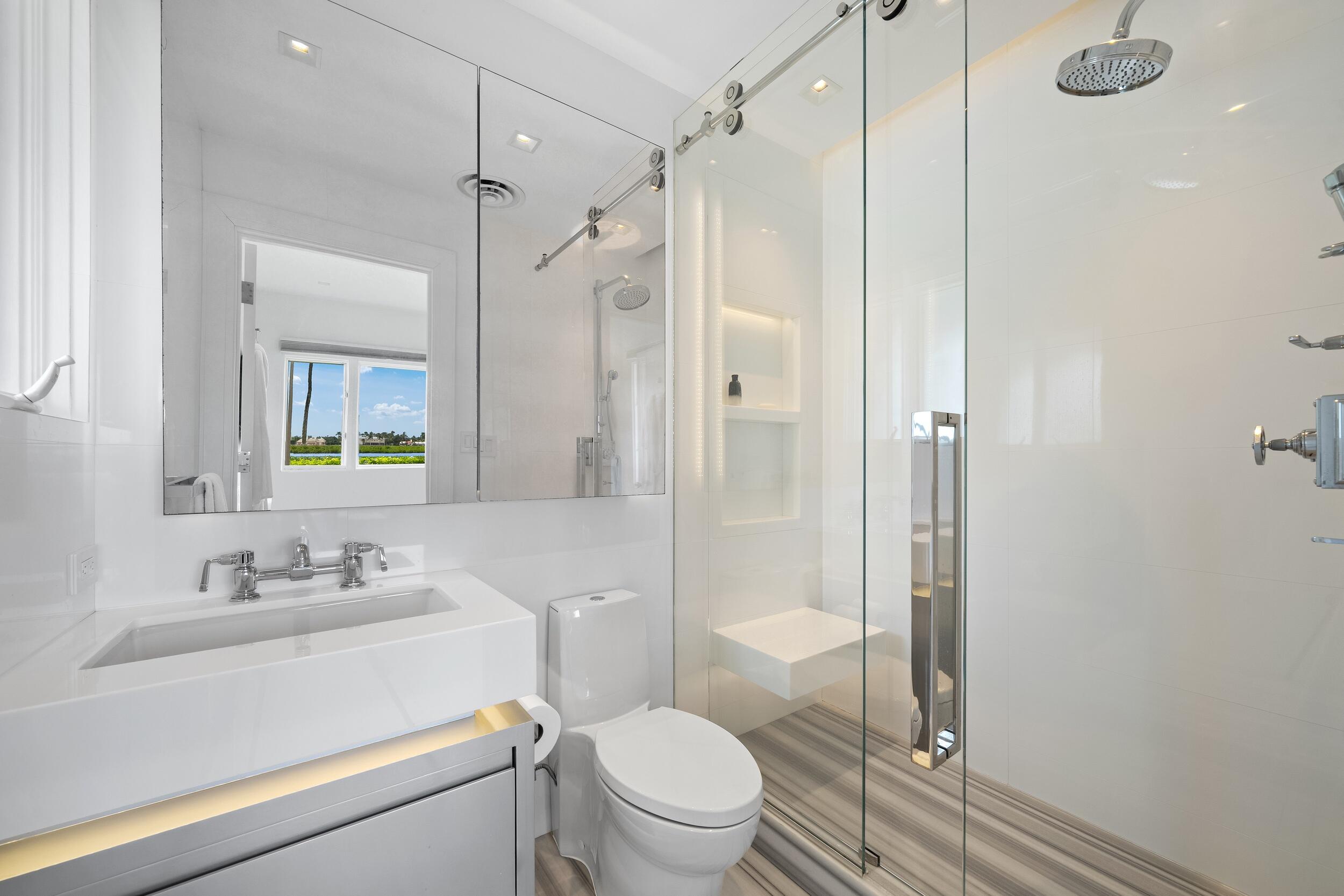 2631 S Flagler, West Palm Beach FL 33405