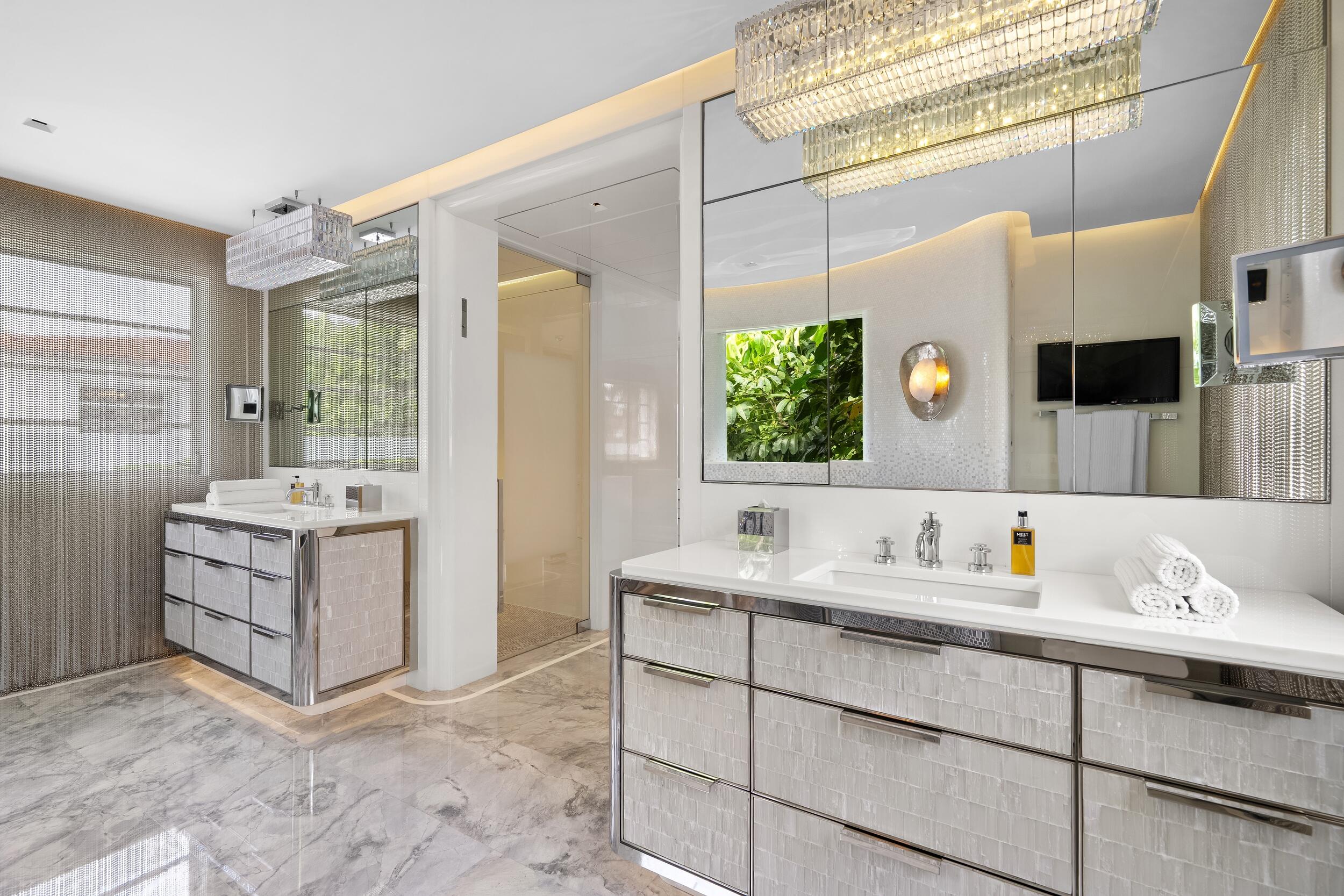 2631 S Flagler, West Palm Beach FL 33405