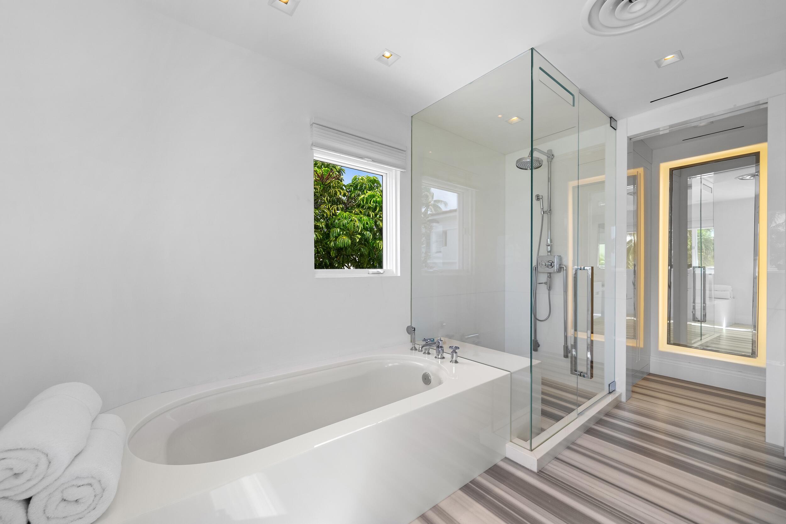 2631 S Flagler, West Palm Beach FL 33405