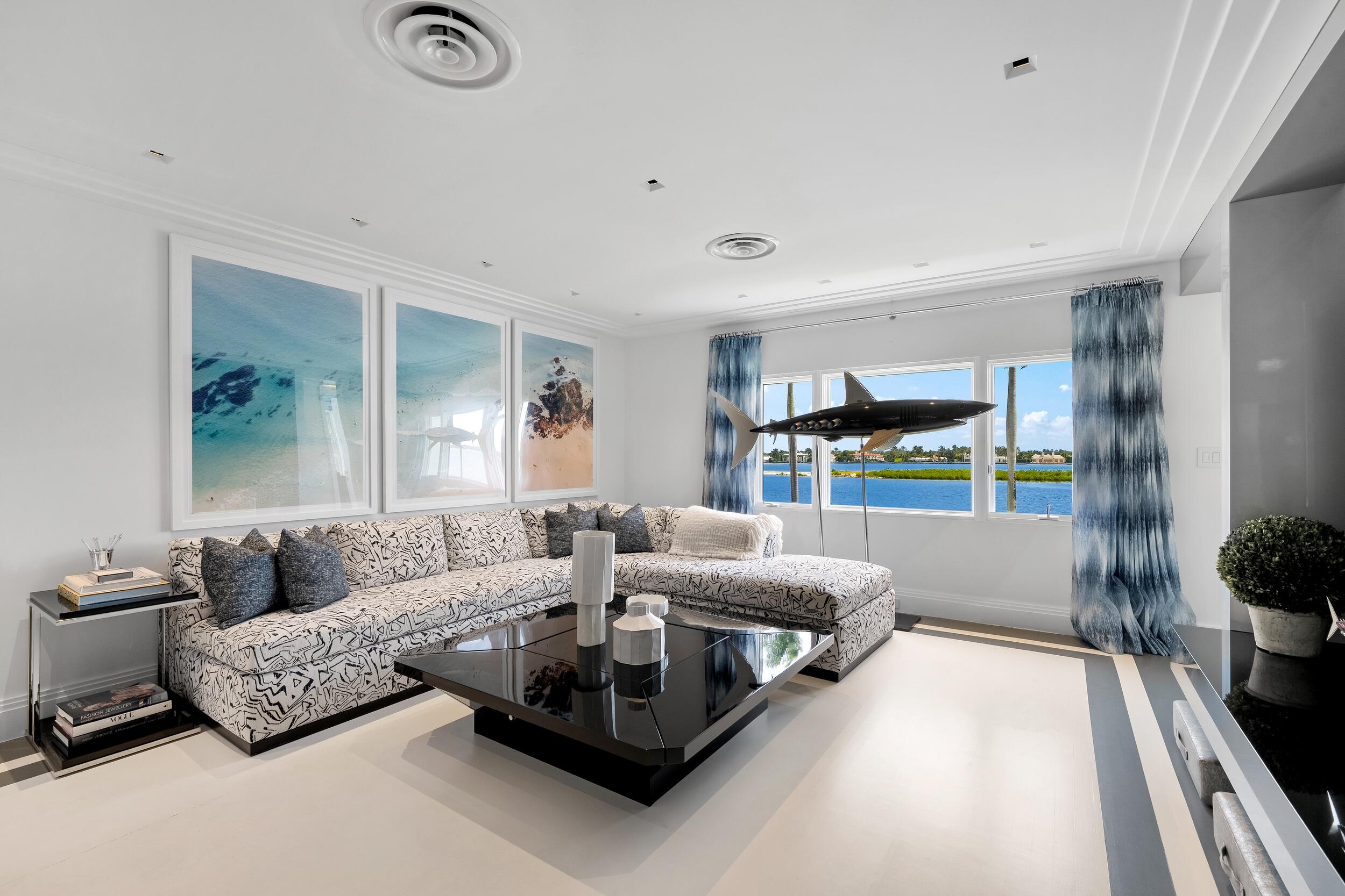 2631 S Flagler, West Palm Beach FL 33405