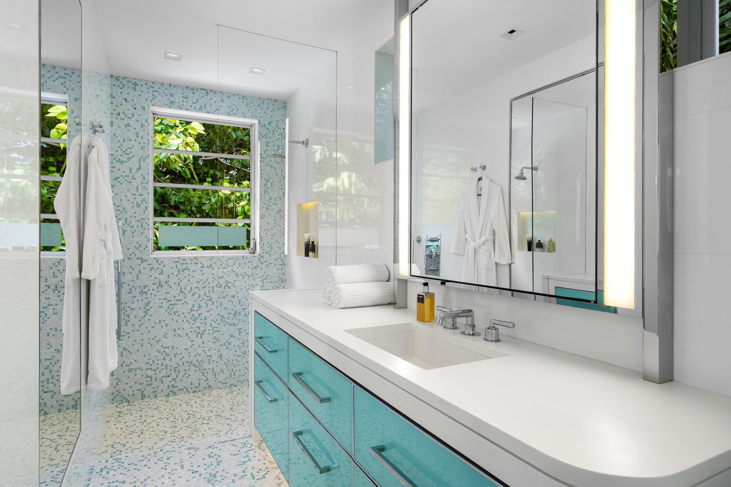 2631 S Flagler, West Palm Beach FL 33405