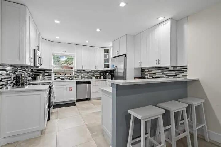 1949 WINDWARD, Lauderdale By The Sea FL 33062