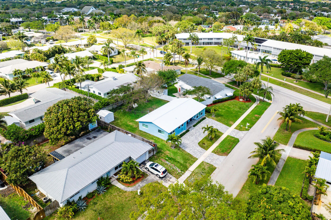 371 Saturn, Tequesta FL 33469