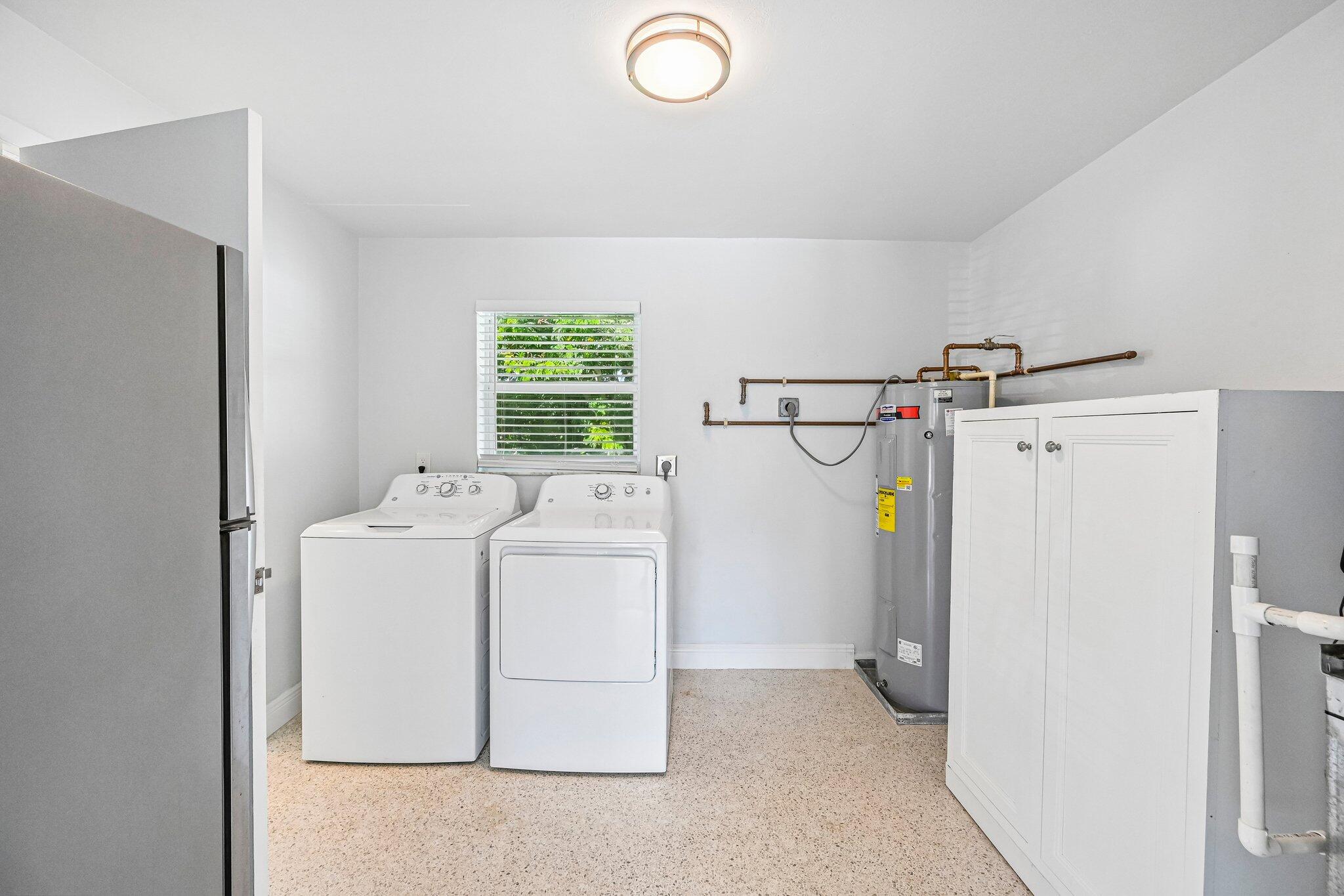 371 Saturn, Tequesta FL 33469