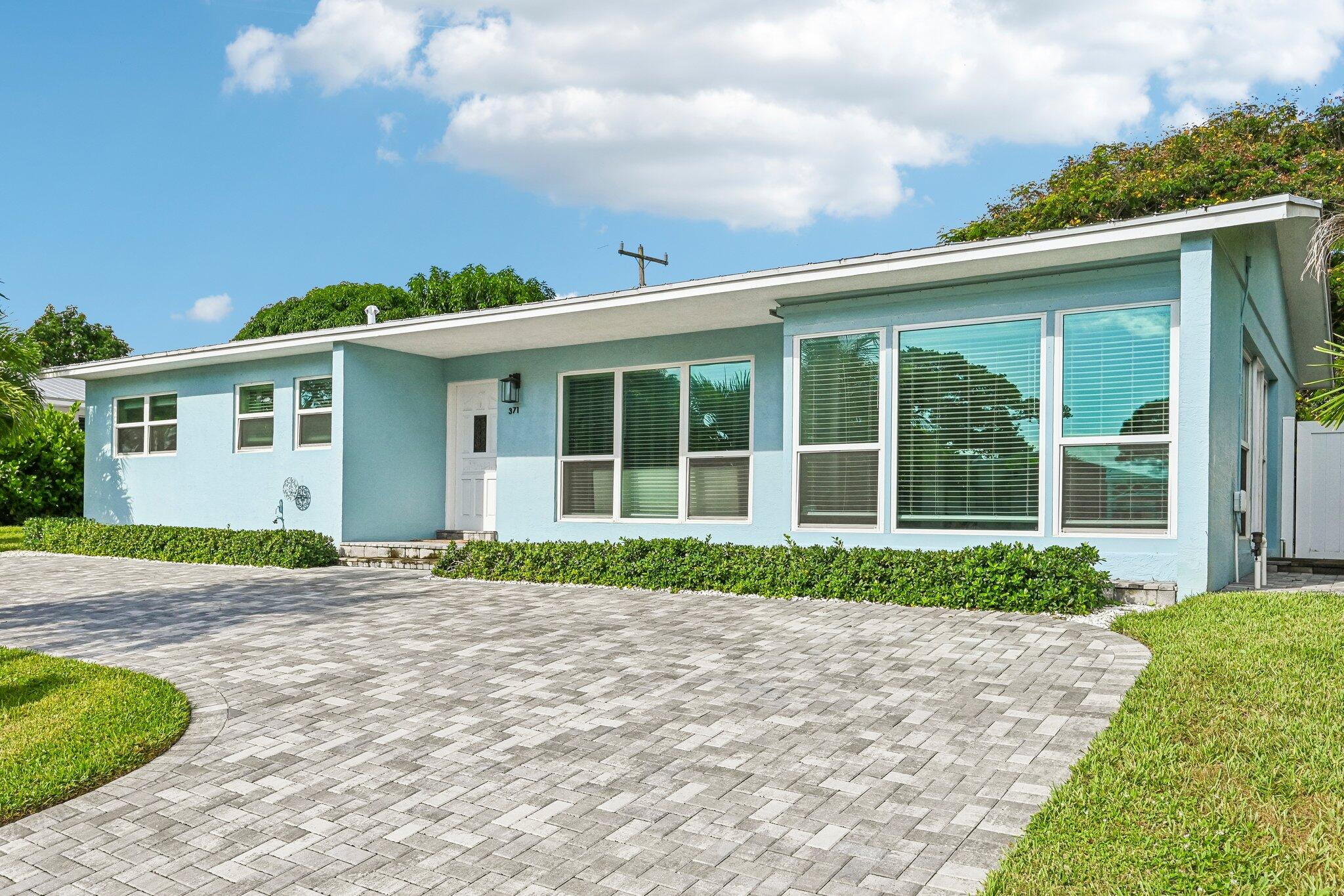 371 Saturn, Tequesta FL 33469