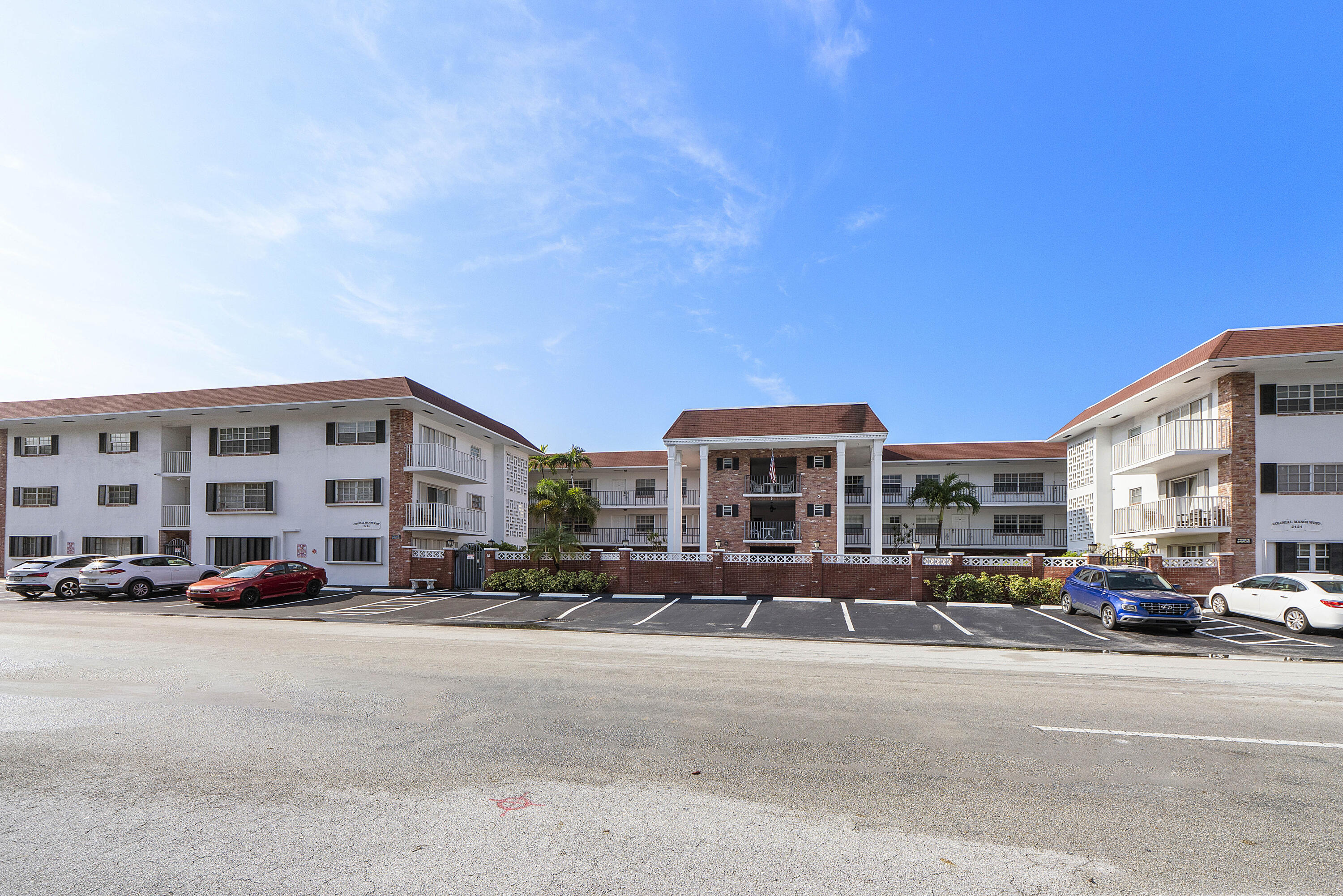 2424 NE 9th #305, Fort Lauderdale FL 33304