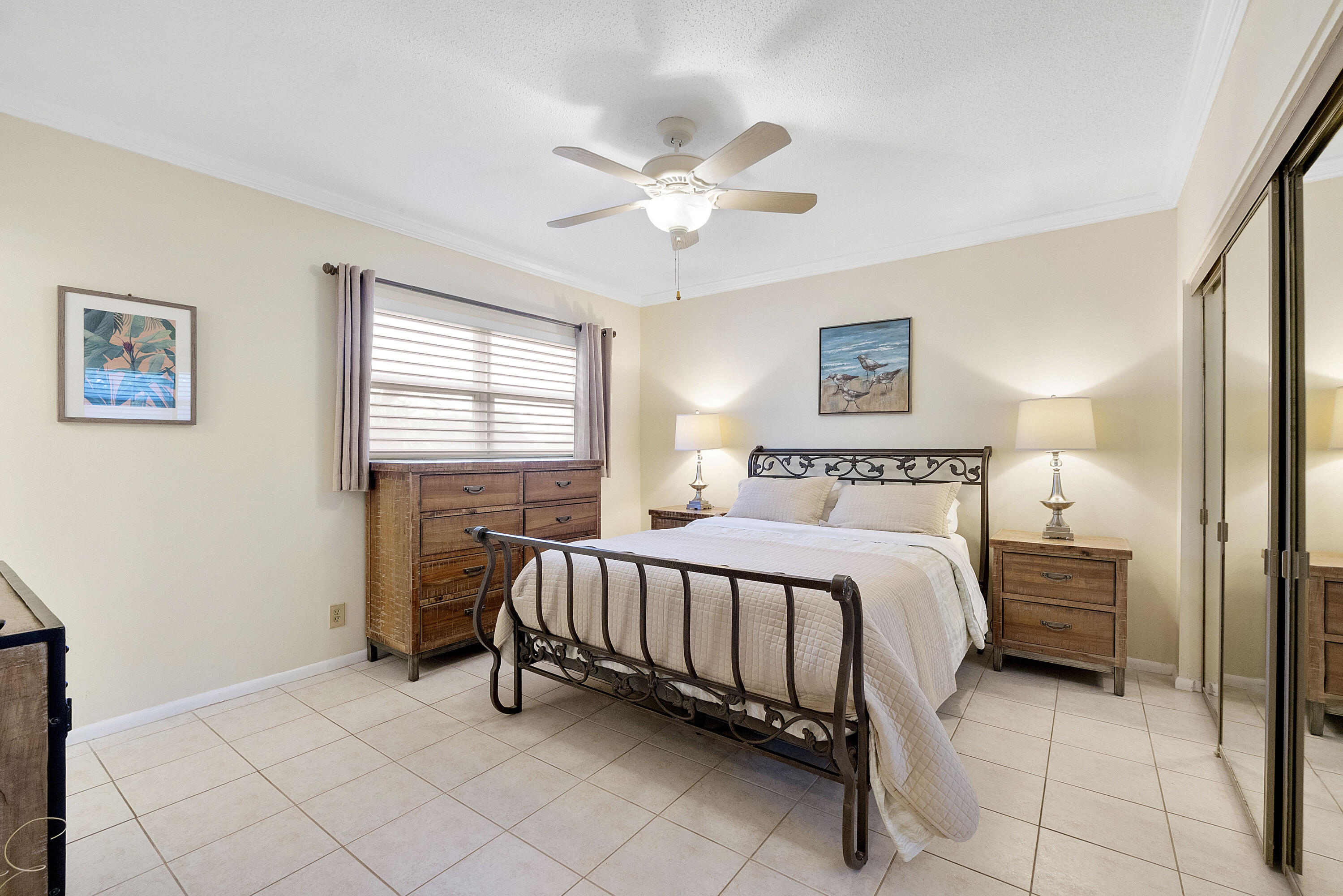 2424 NE 9th #305, Fort Lauderdale FL 33304