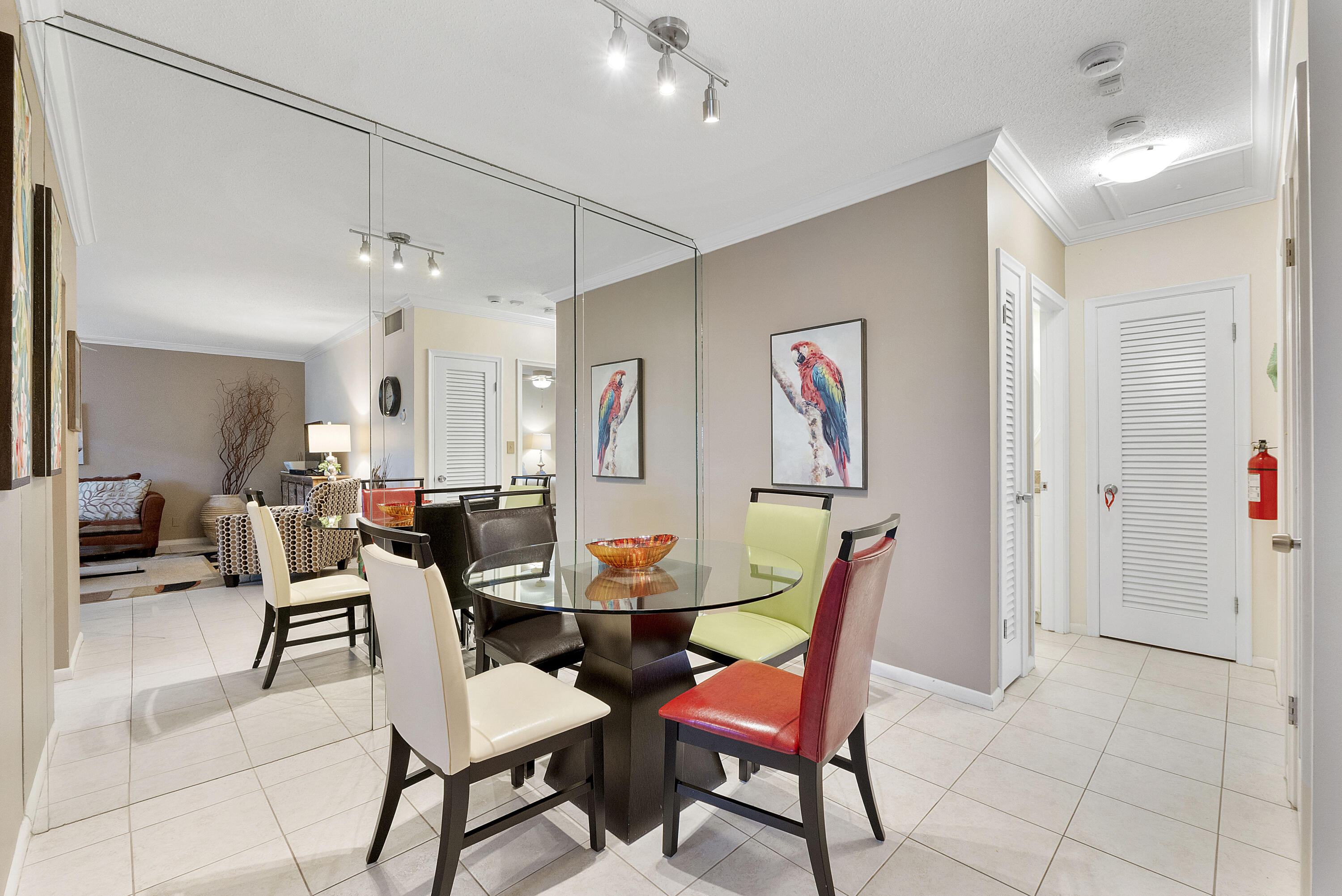 2424 NE 9th #305, Fort Lauderdale FL 33304