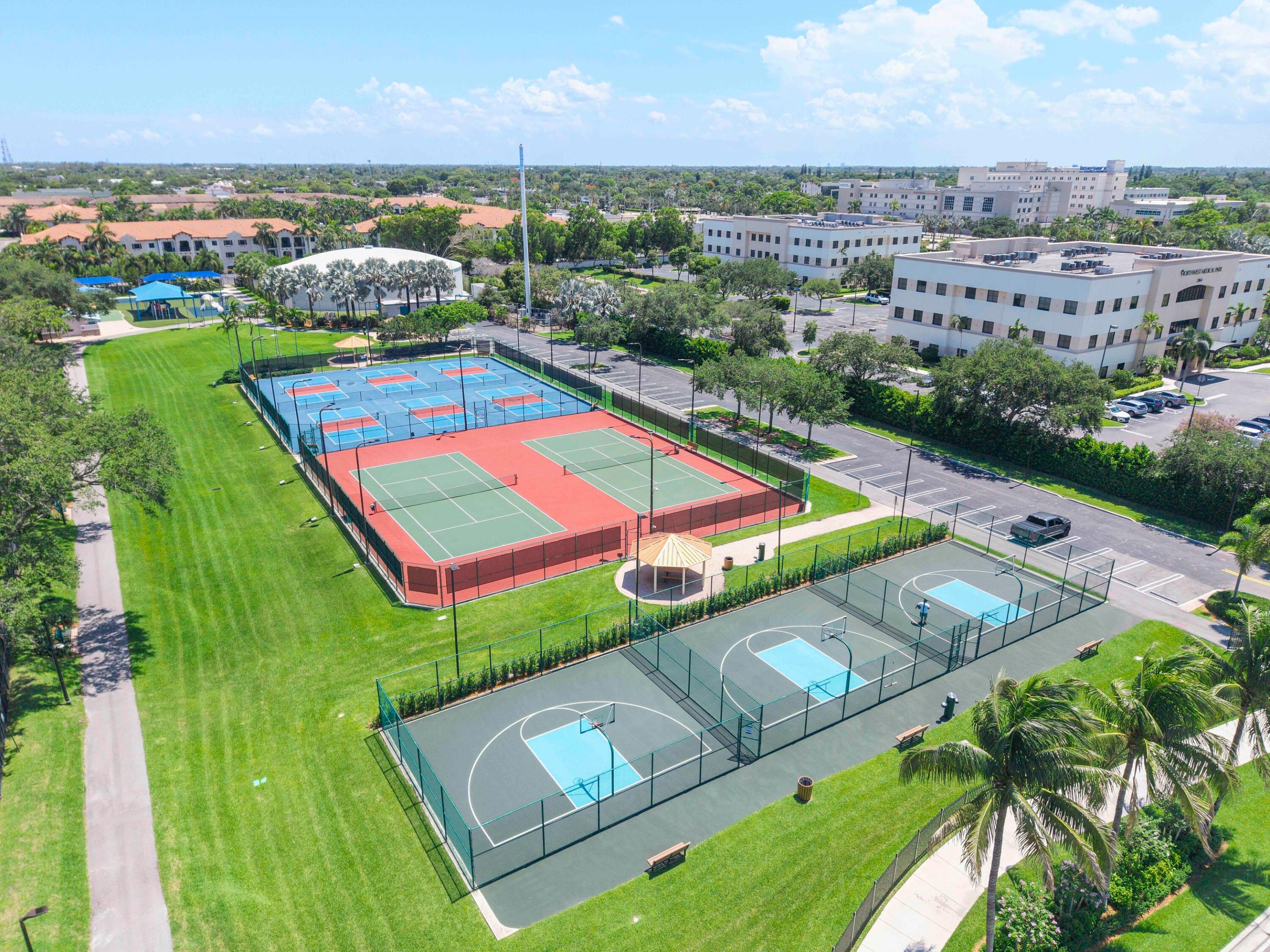 5828 CORAL LAKE #304, Margate FL 33063