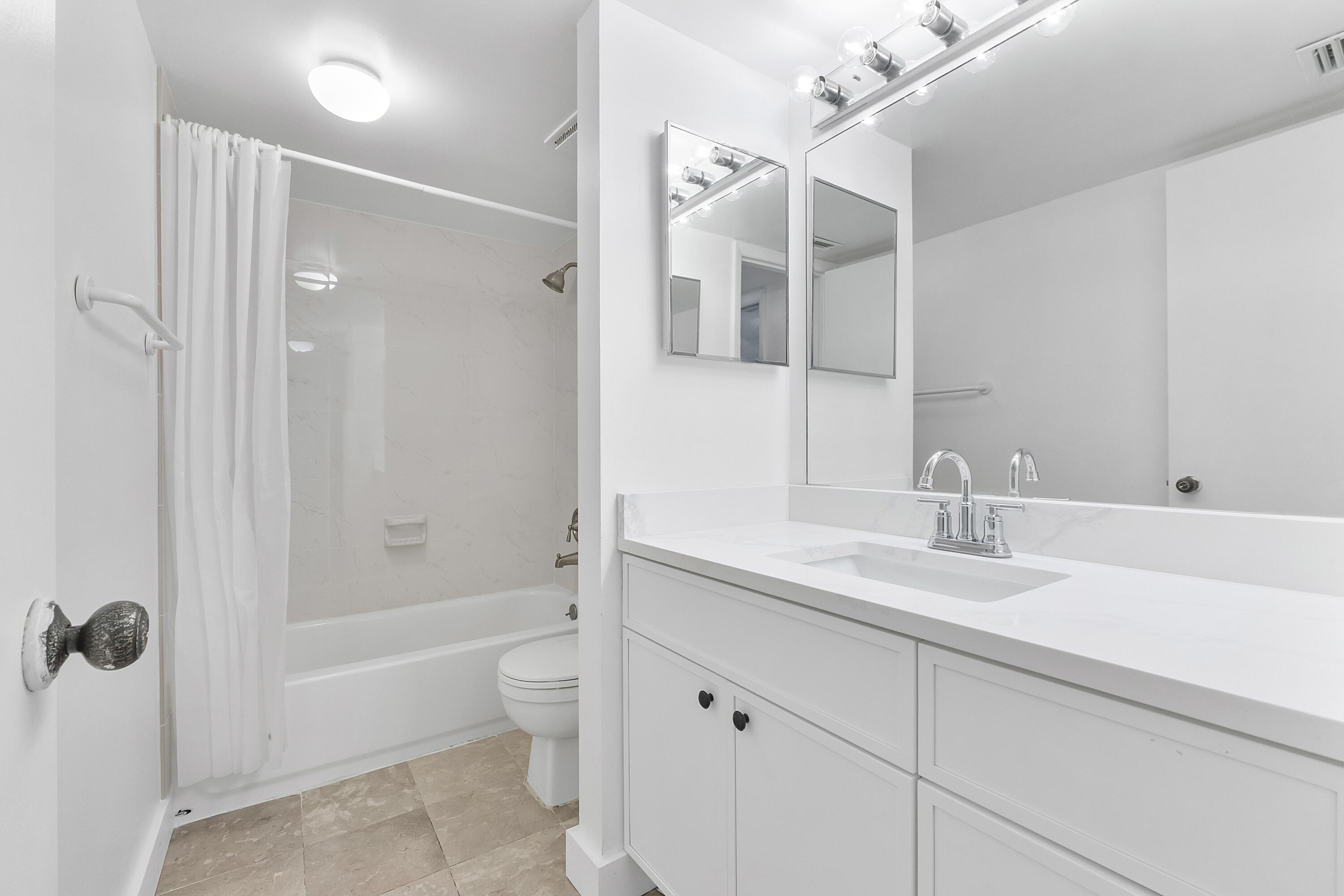 5828 CORAL LAKE #304, Margate FL 33063