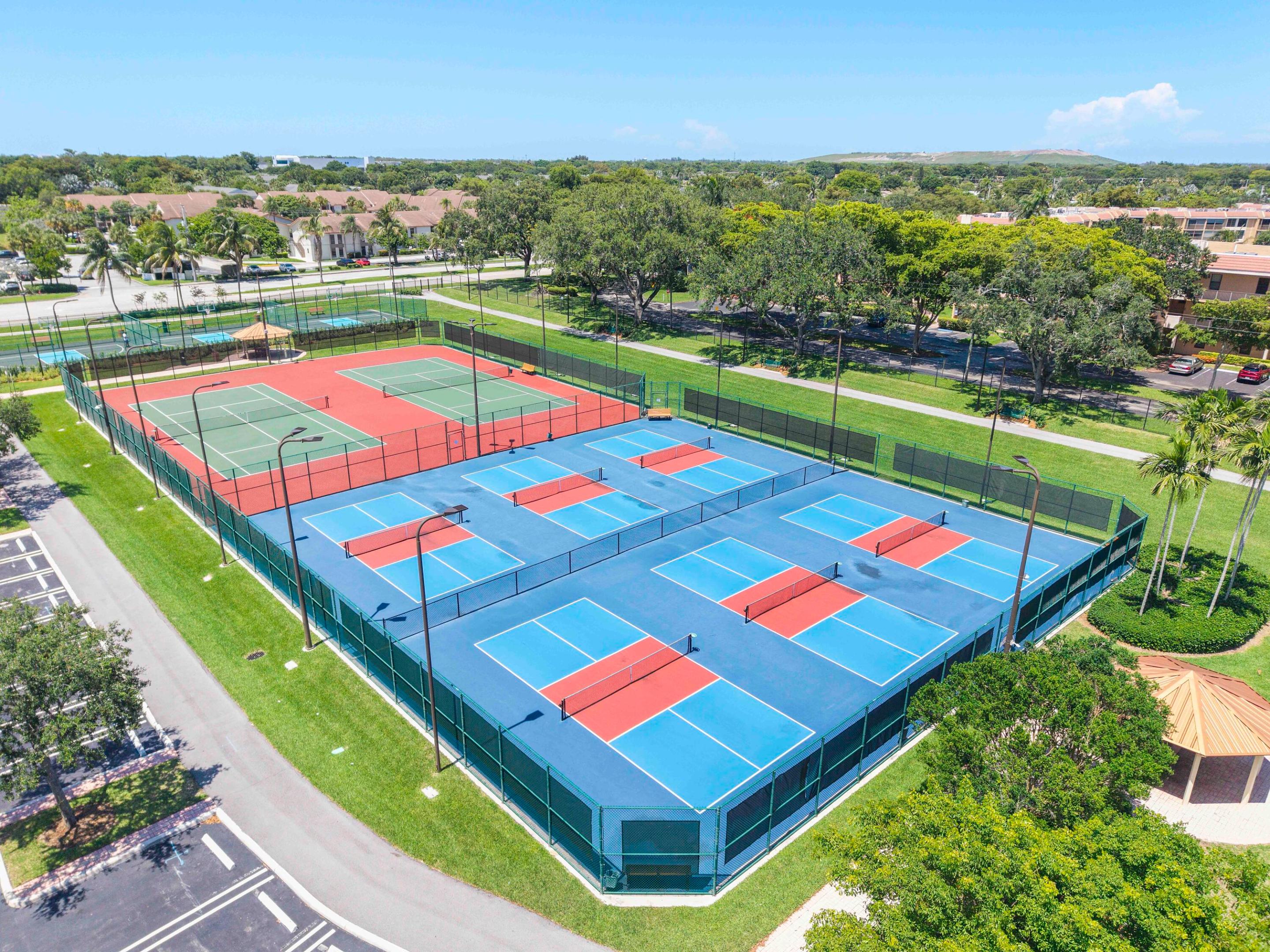 5828 CORAL LAKE #304, Margate FL 33063