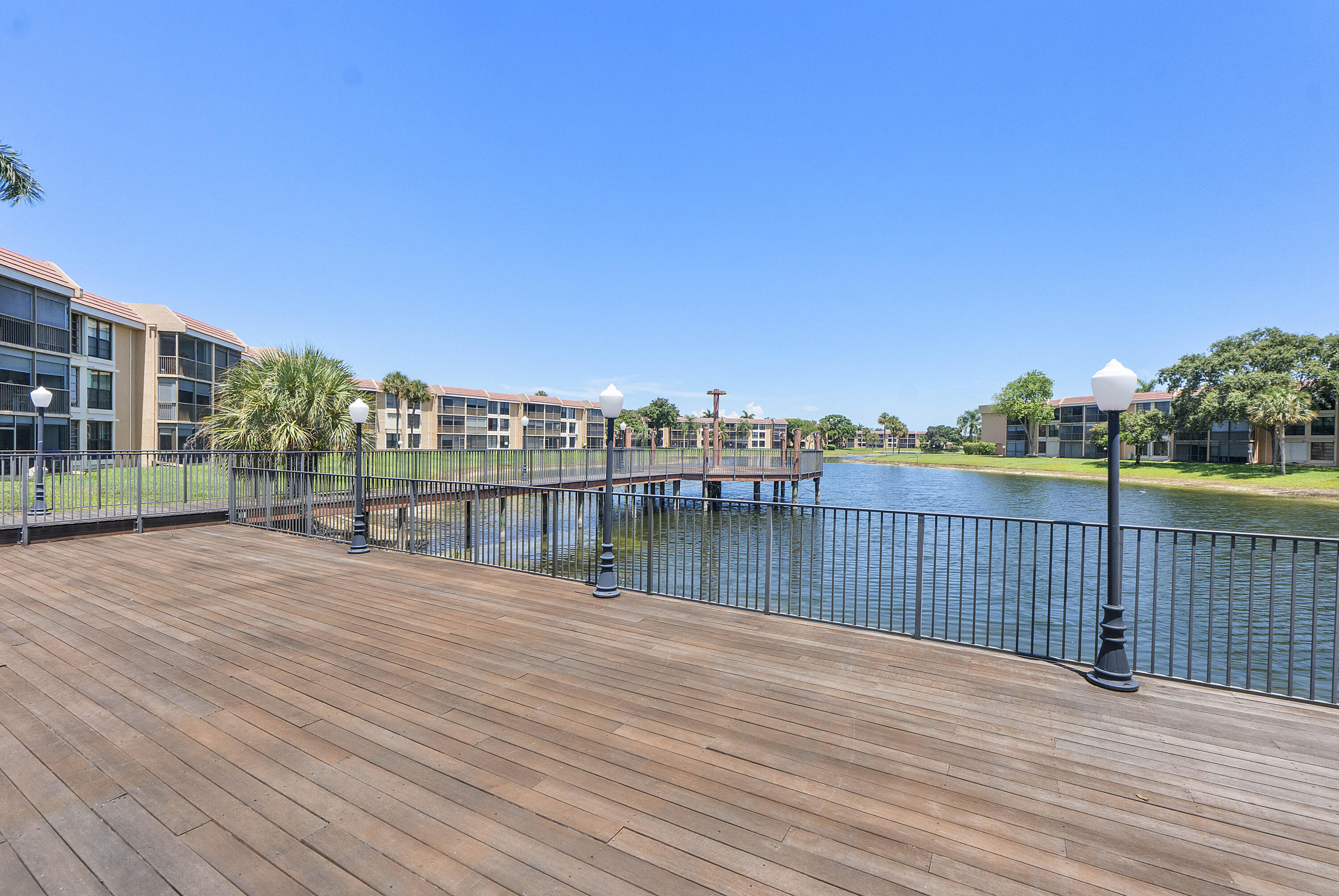 5828 CORAL LAKE #304, Margate FL 33063