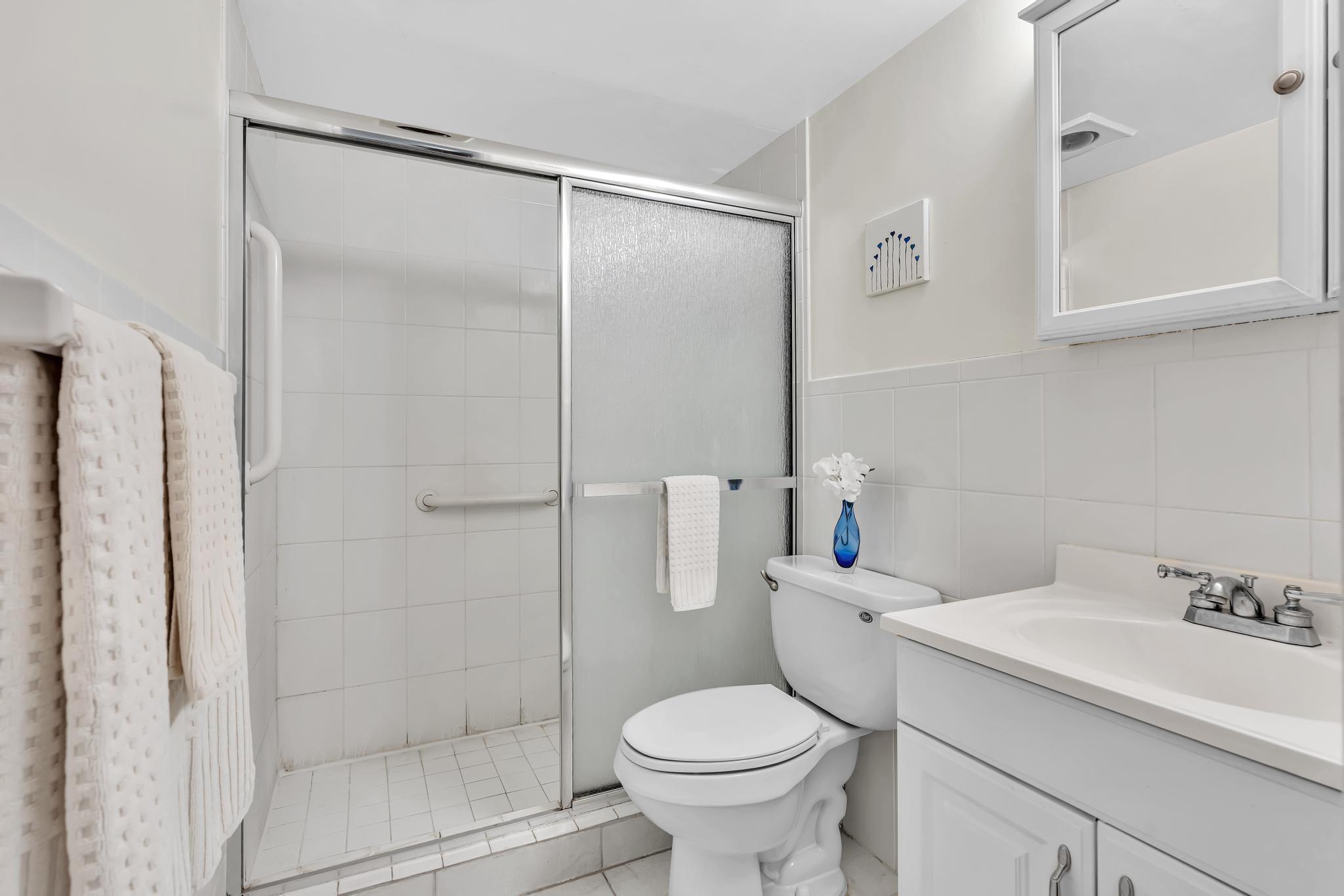 900 NE 18TH #803, Fort Lauderdale FL 33304
