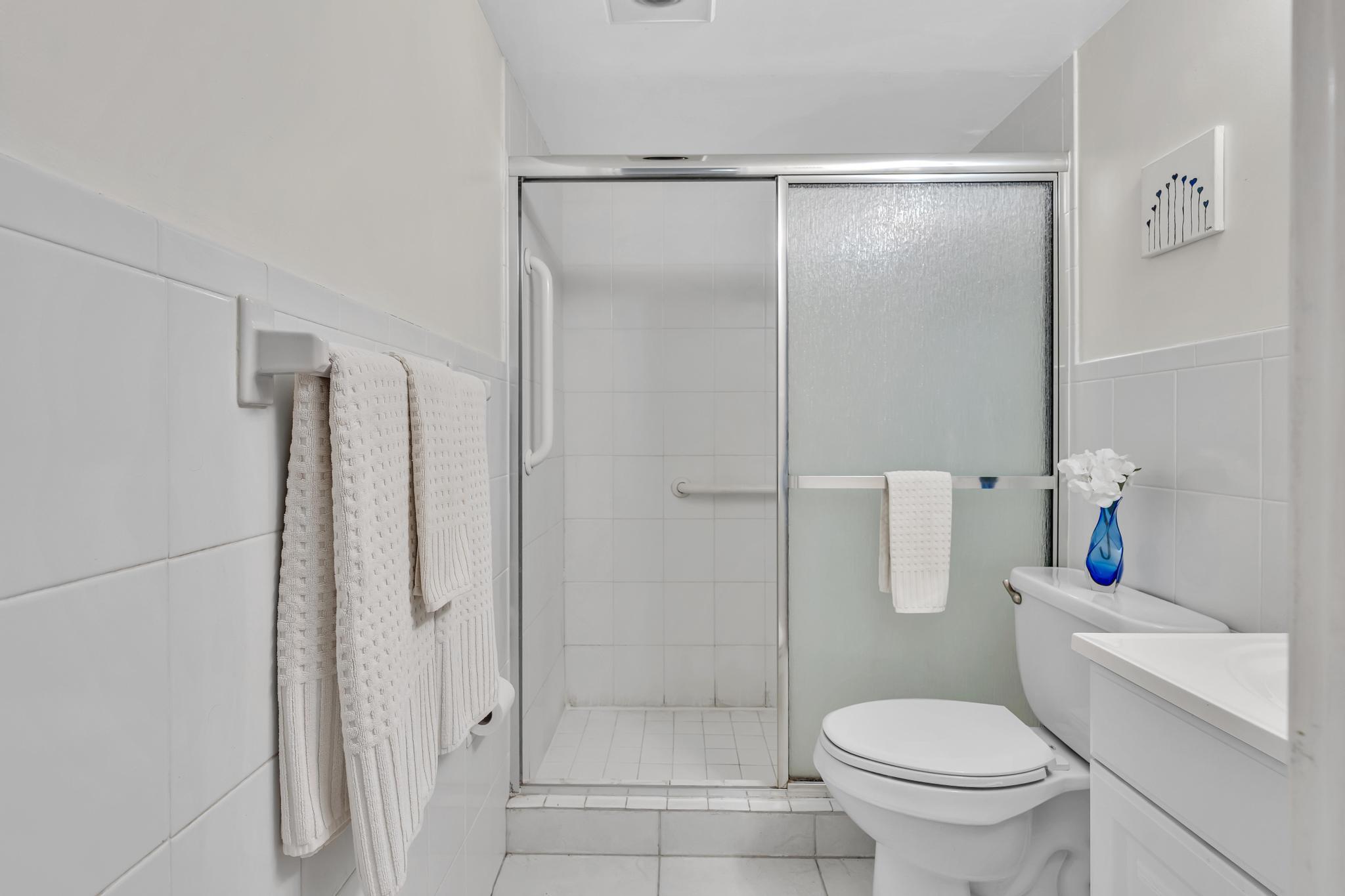 900 NE 18TH #803, Fort Lauderdale FL 33304