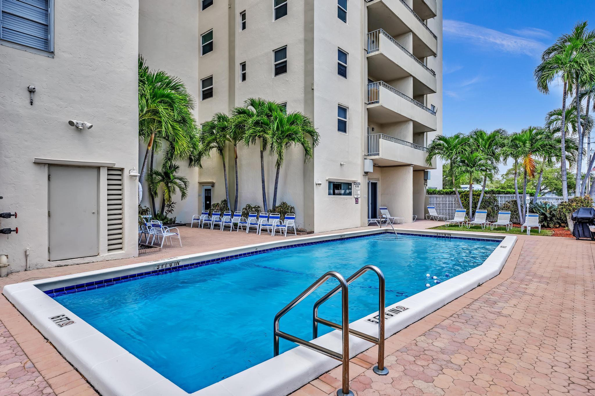 900 NE 18TH #803, Fort Lauderdale FL 33304