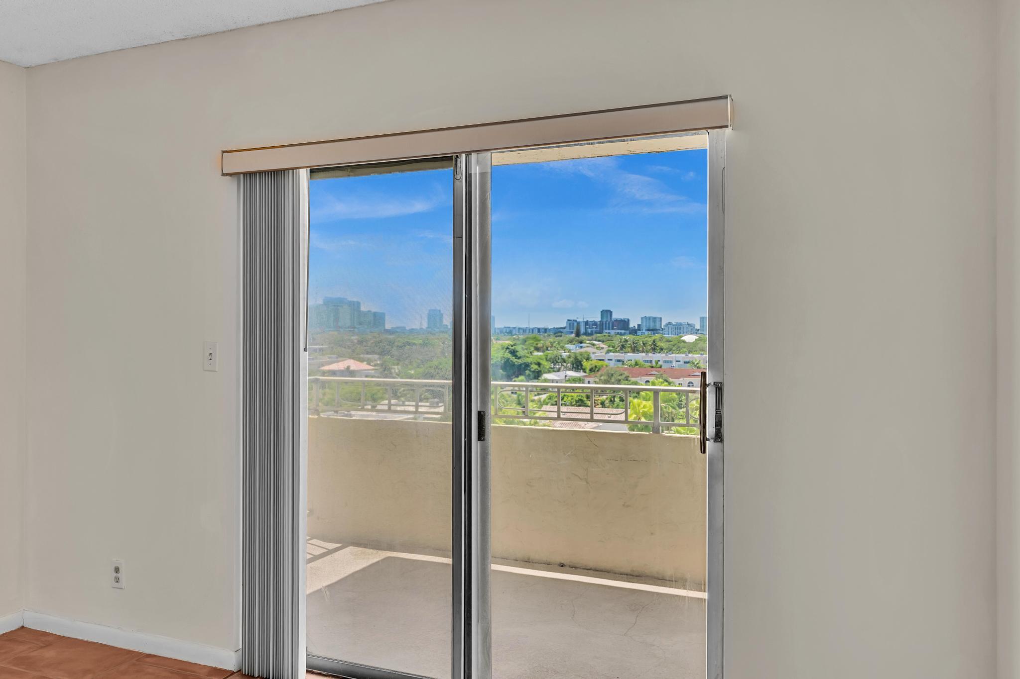 900 NE 18TH #803, Fort Lauderdale FL 33304