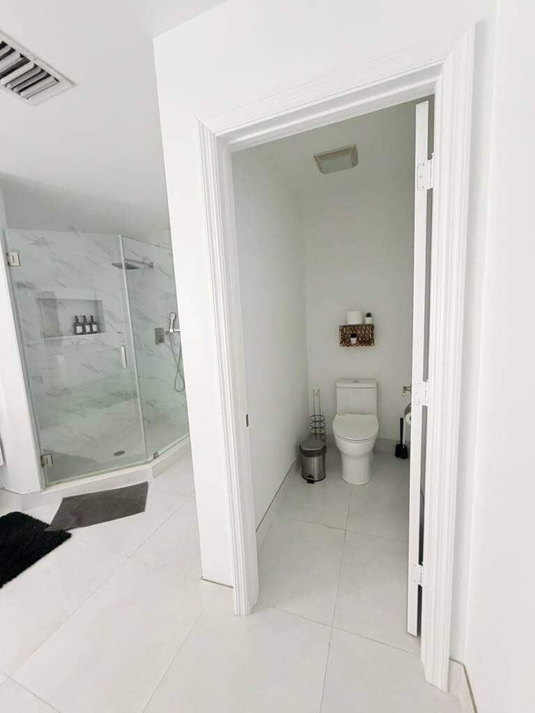 4251 E SENECA, Weston FL 33332