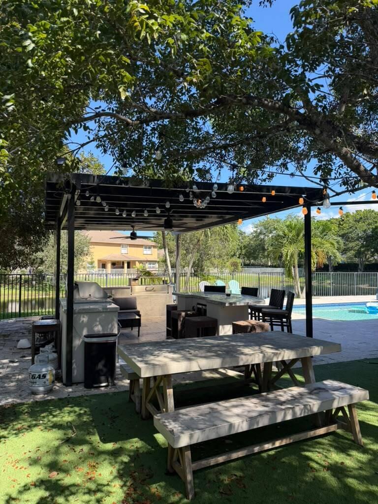 4251 E SENECA, Weston FL 33332