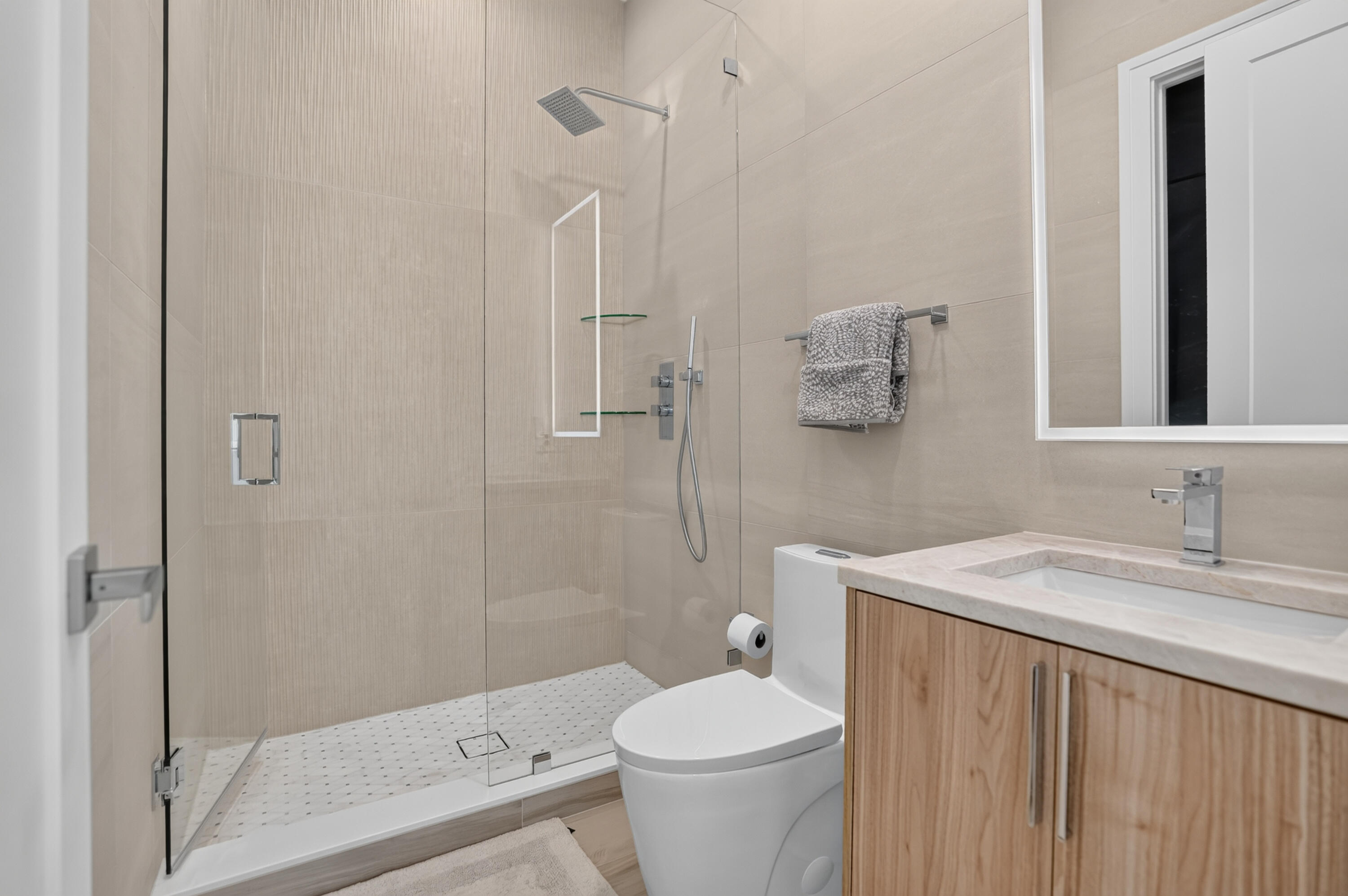 237 NE 11th, Delray Beach FL 33444