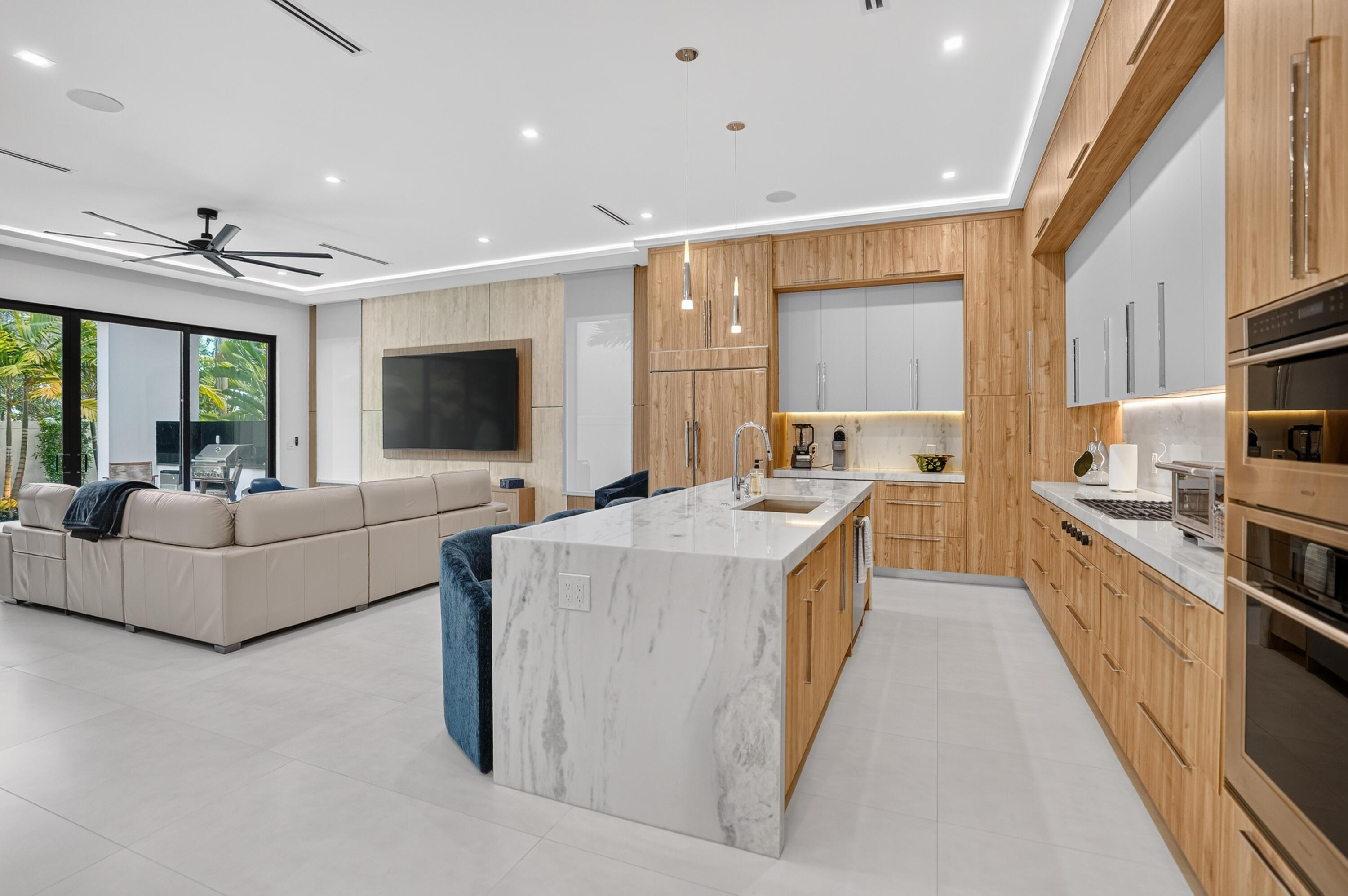237 NE 11th, Delray Beach FL 33444
