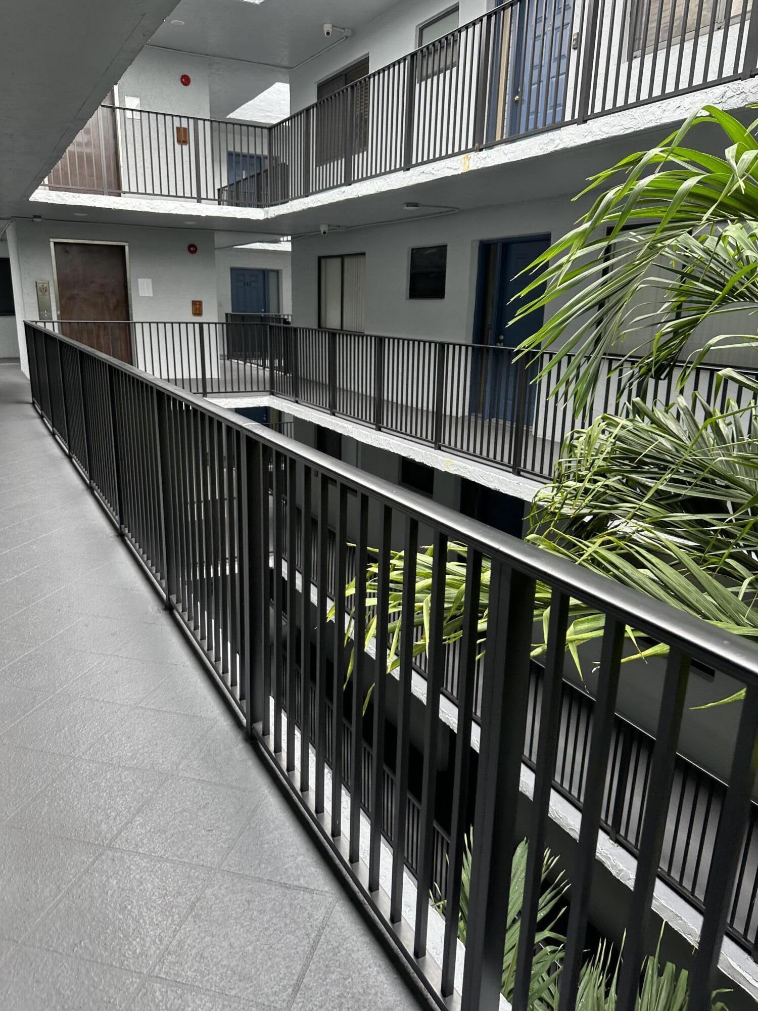 8020 HAMPTON #410, North Lauderdale FL 33068