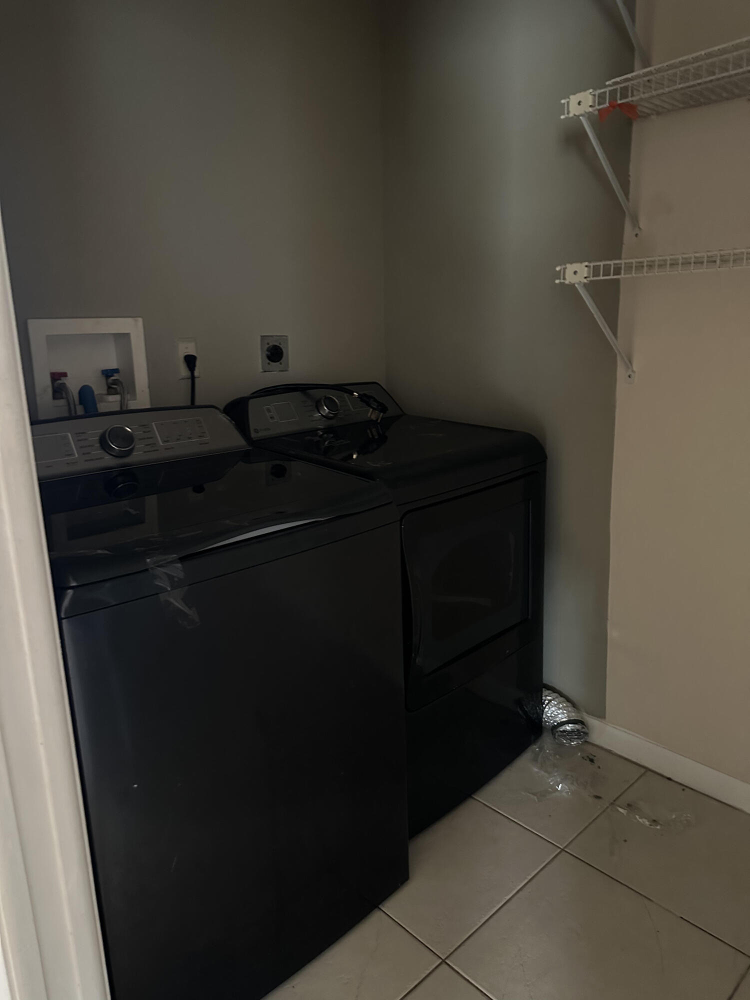 8020 HAMPTON #410, North Lauderdale FL 33068