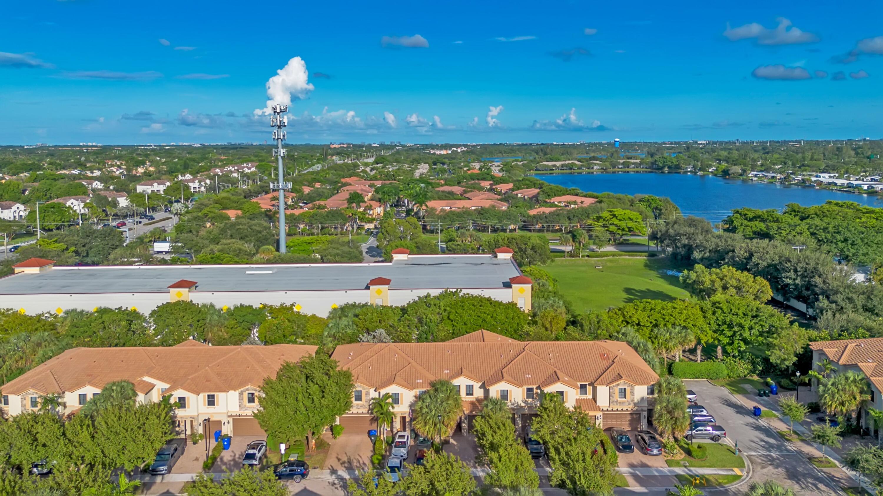 6946 NW HALTON PARK #1, Coconut Creek FL 33073