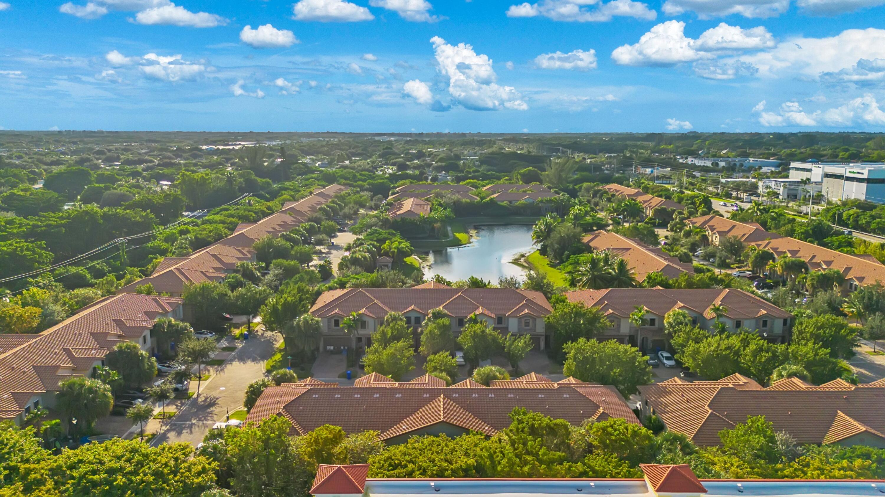 6946 NW HALTON PARK #1, Coconut Creek FL 33073