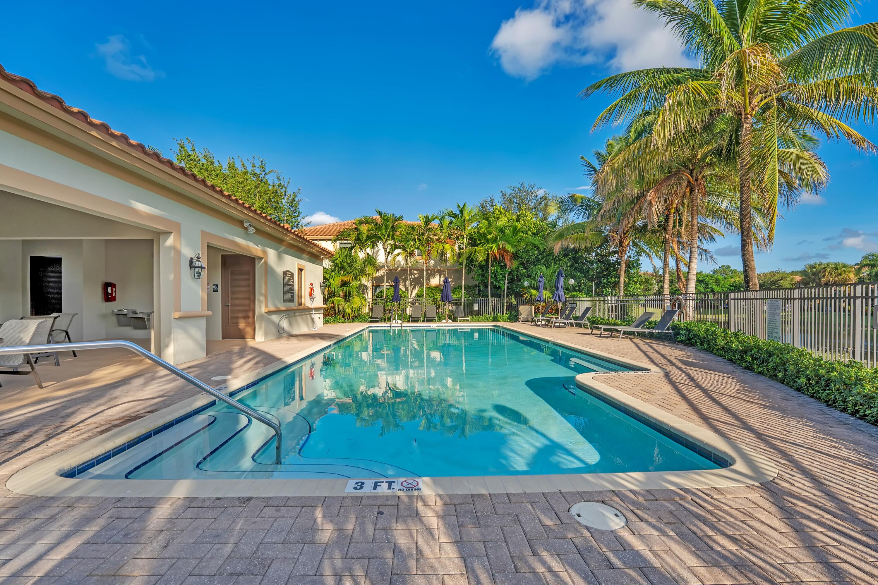 6946 NW HALTON PARK #1, Coconut Creek FL 33073