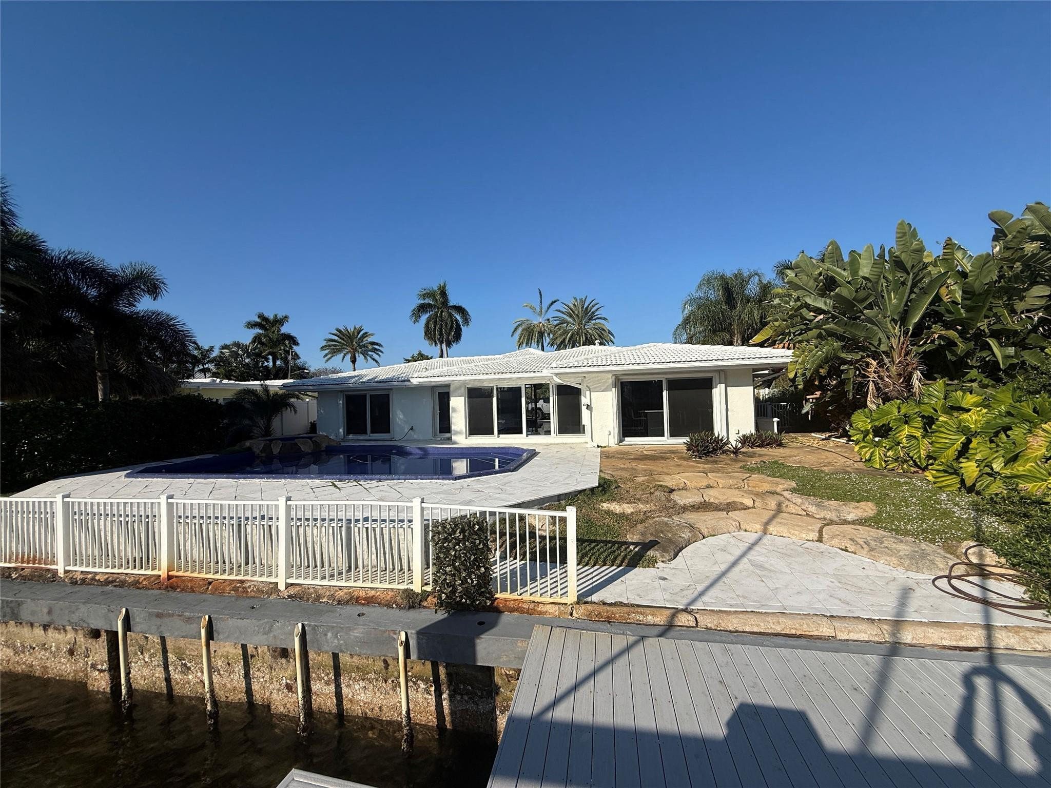 720 NE 28TH, Pompano Beach FL 33062