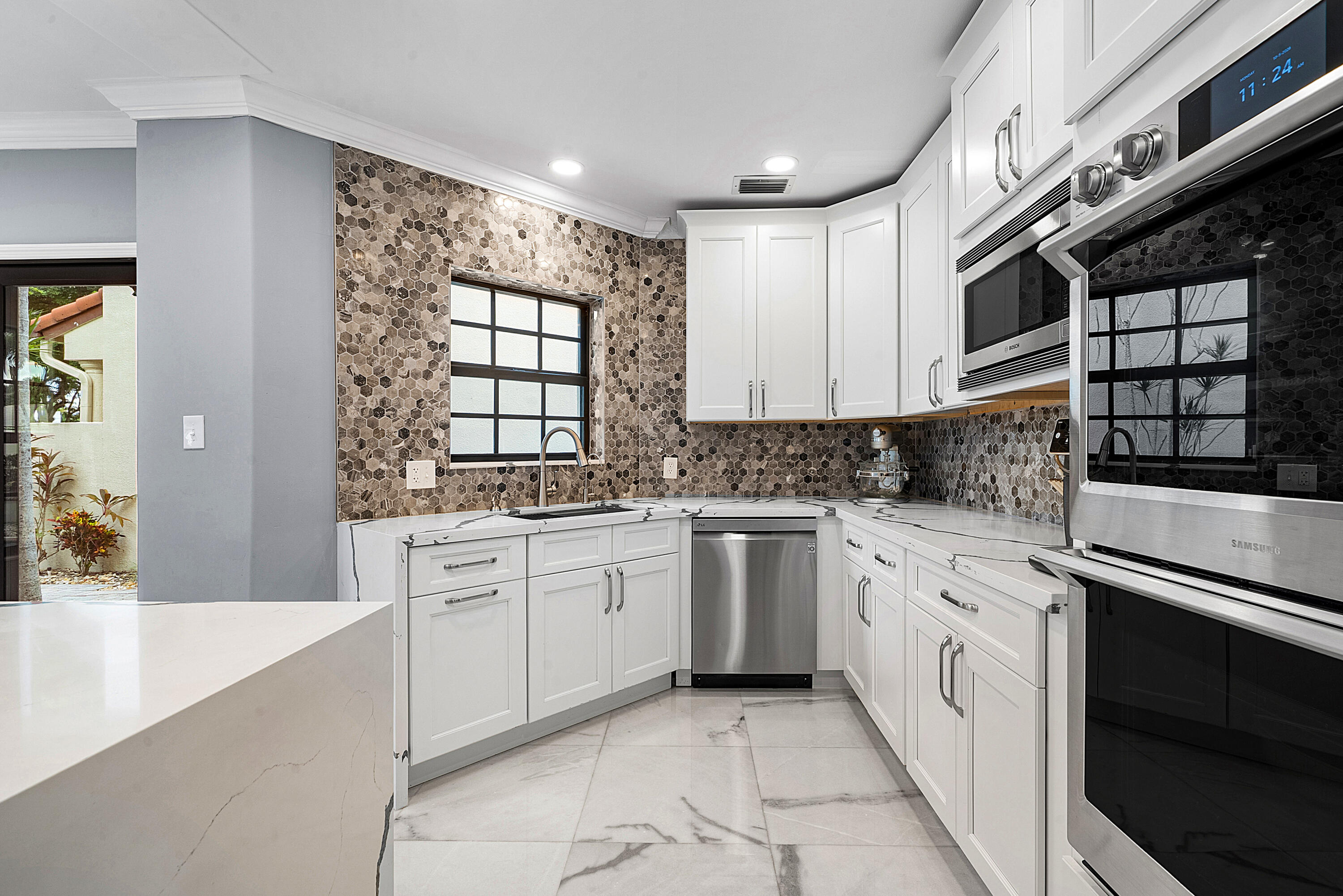 23260 Mirabella, Boca Raton FL 33433