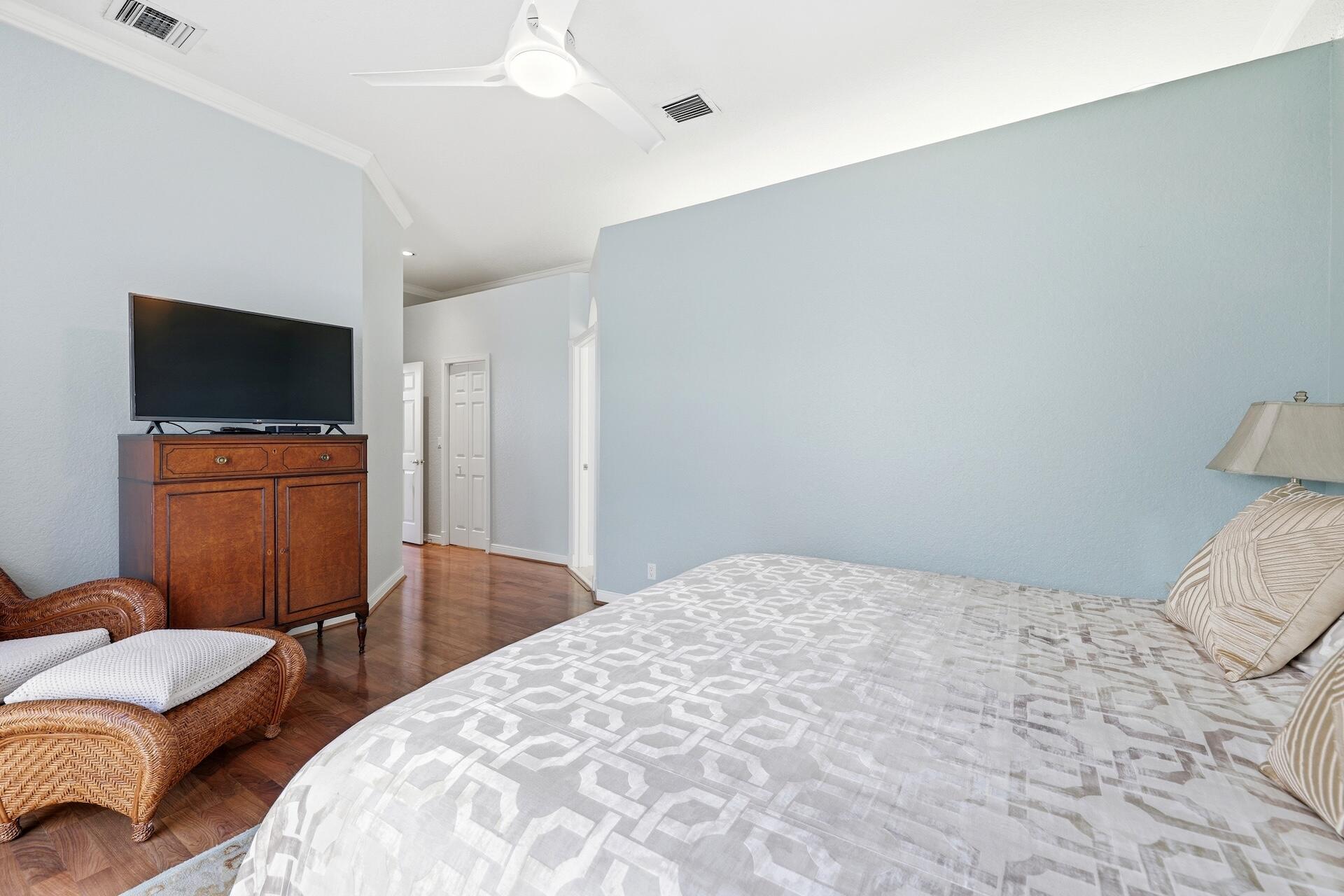 4252 NW 66TH, Boca Raton FL 33496
