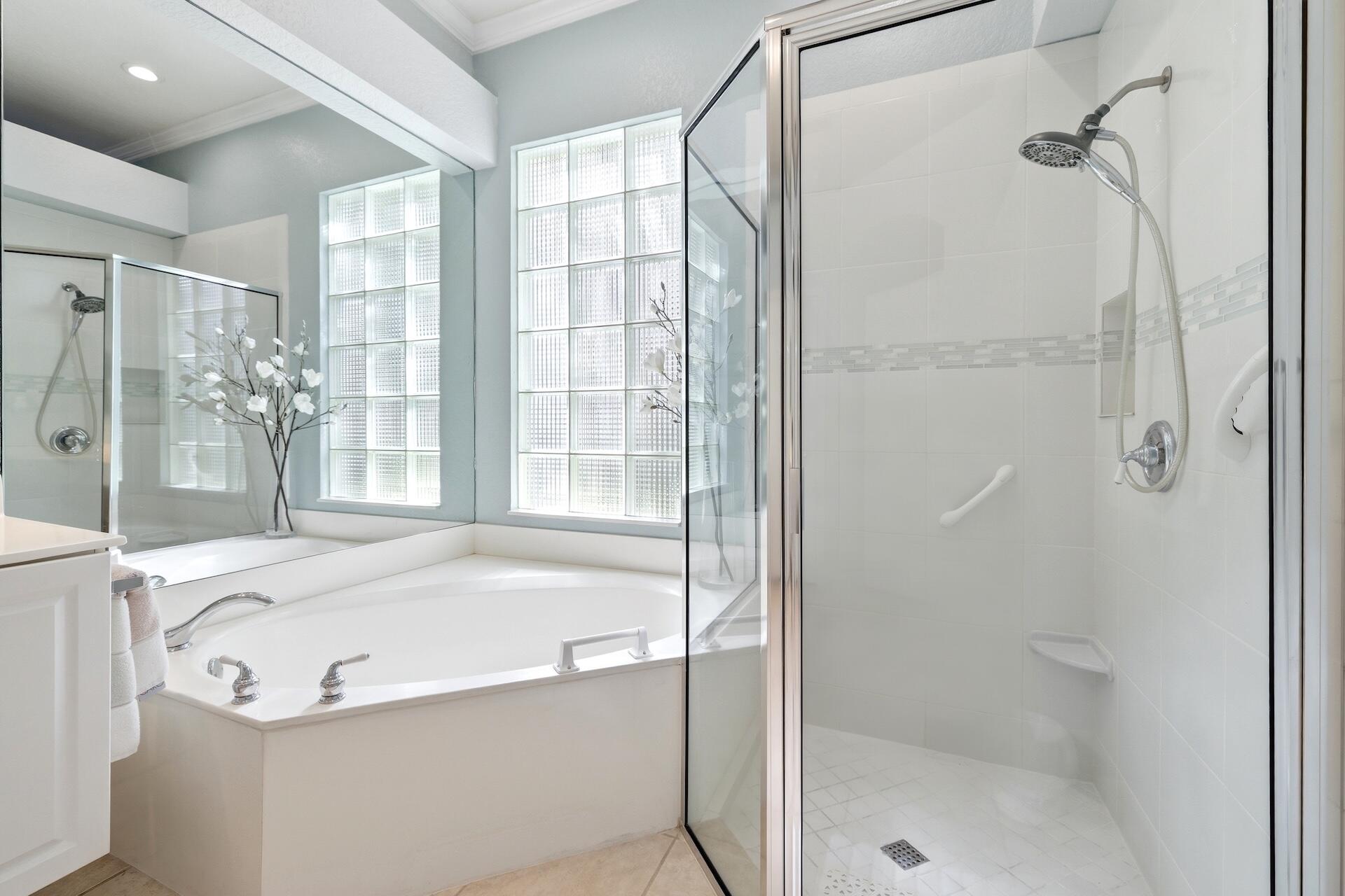4252 NW 66TH, Boca Raton FL 33496
