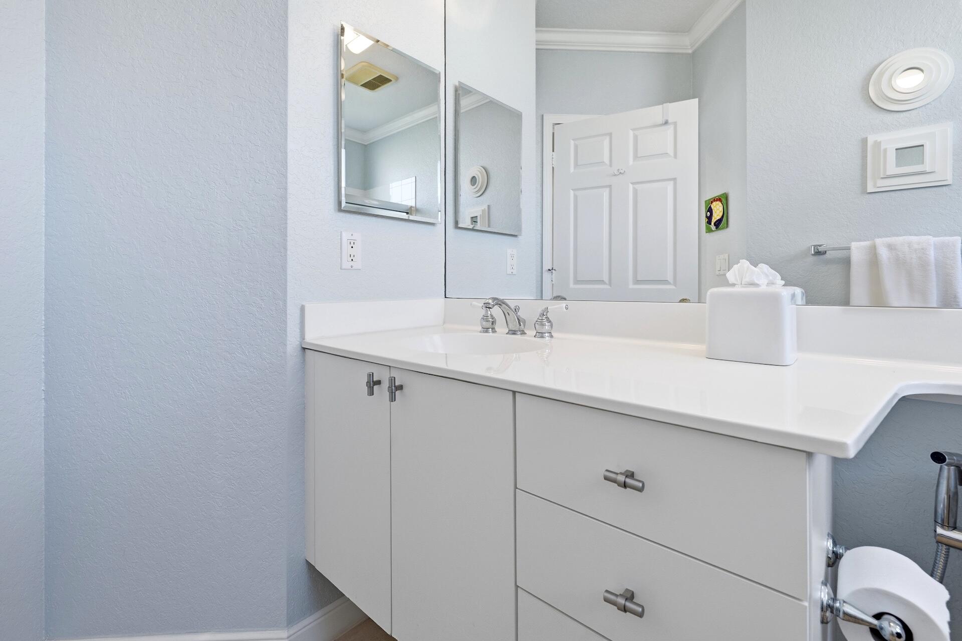 4252 NW 66TH, Boca Raton FL 33496