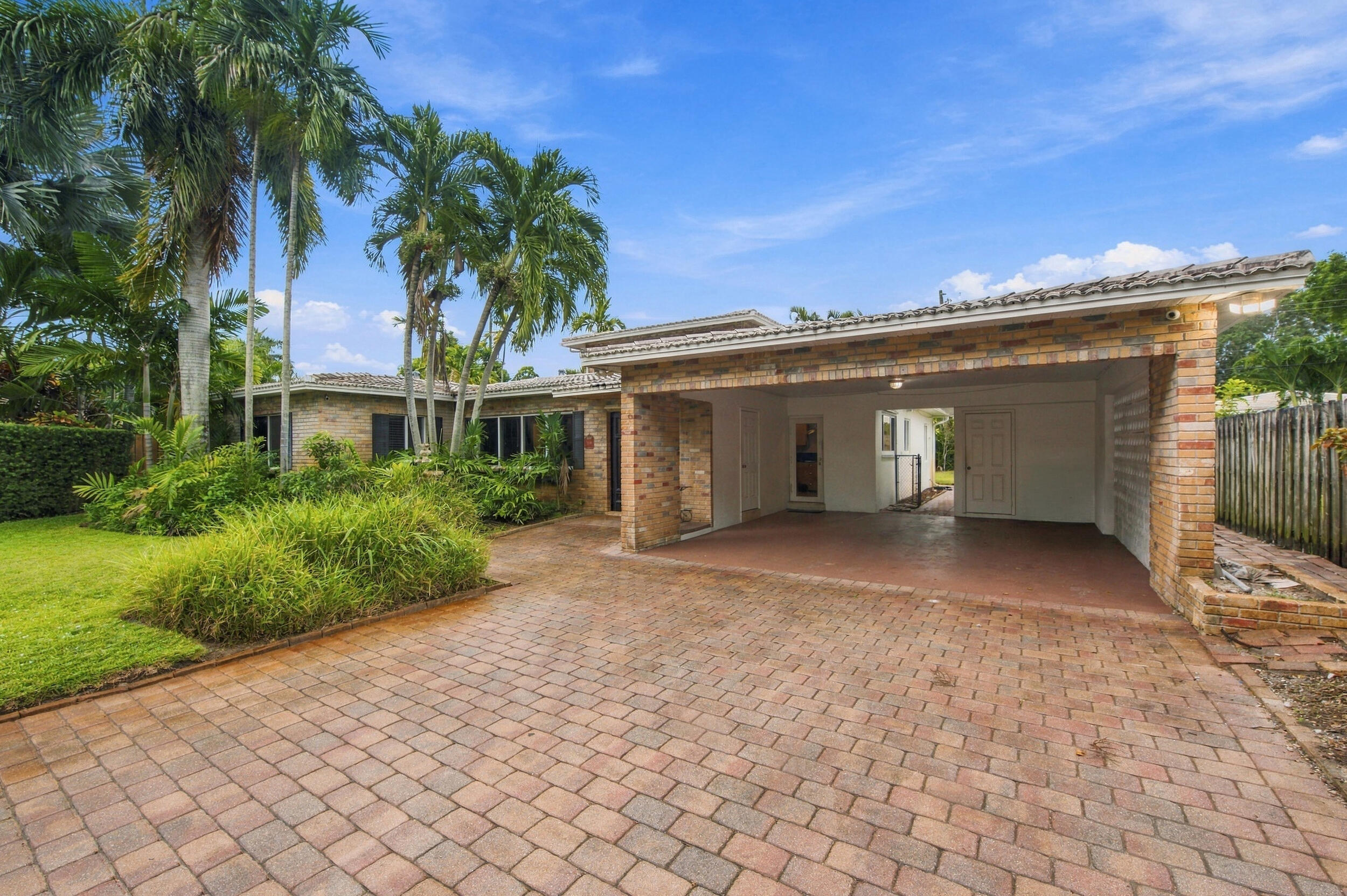 1818 NE 20th, Fort Lauderdale FL 33305