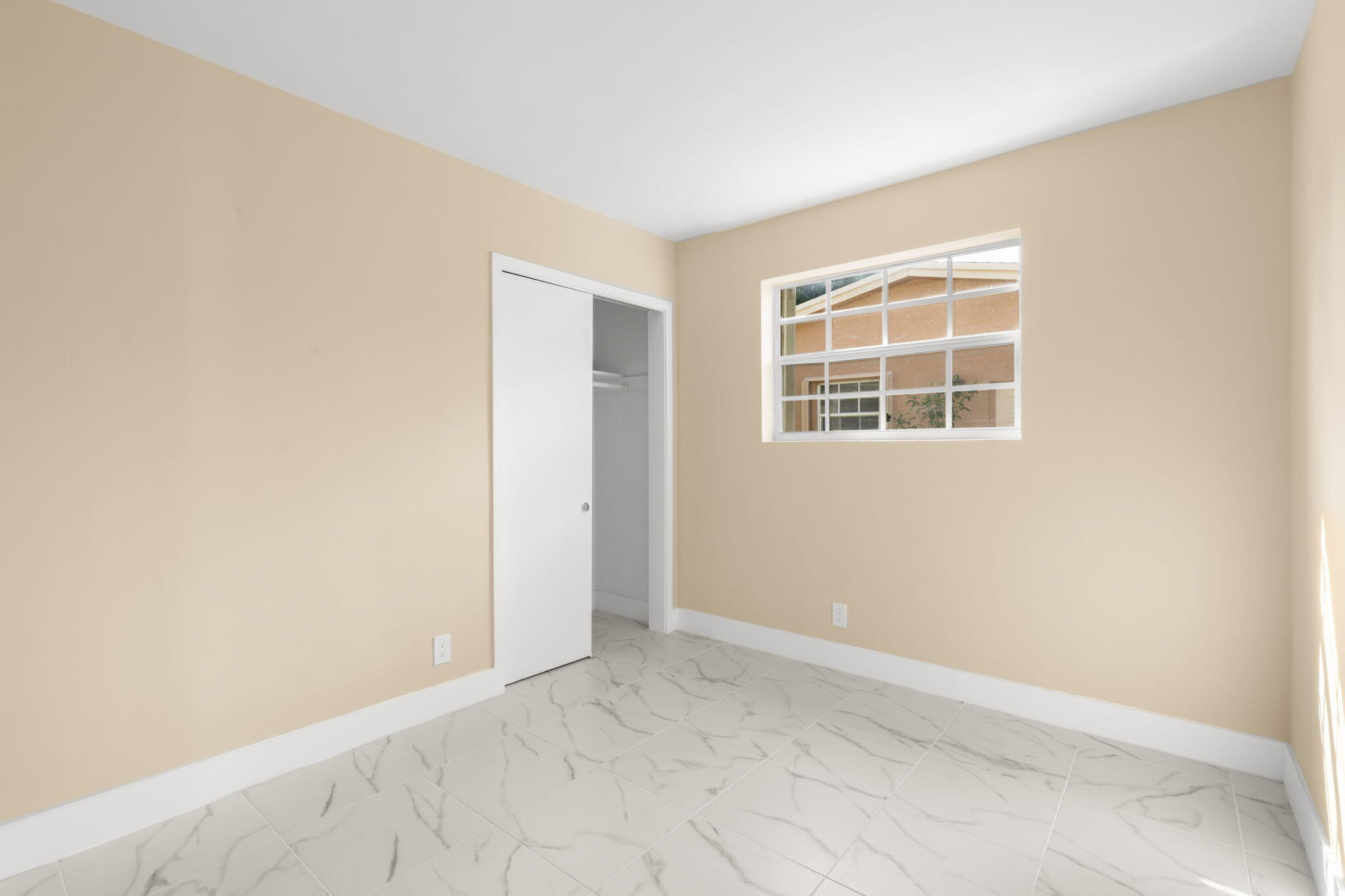 3921 NW 35th, Lauderdale Lakes FL 33309