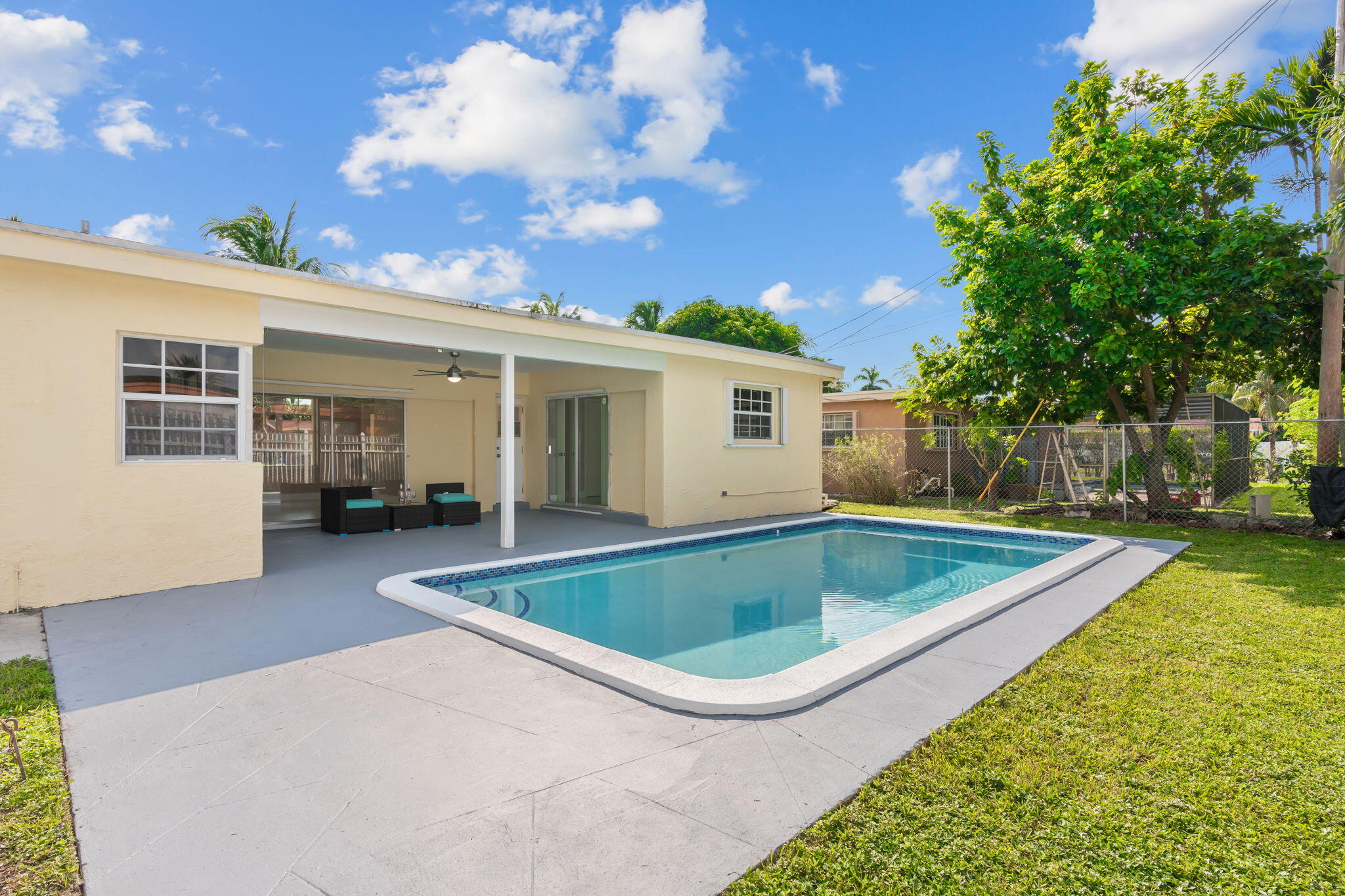 3921 NW 35th, Lauderdale Lakes FL 33309