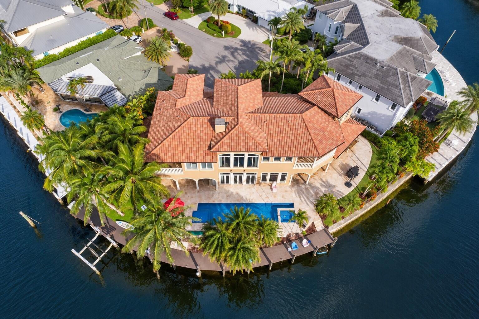 2311 NE 35TH, Lighthouse Point FL 33064