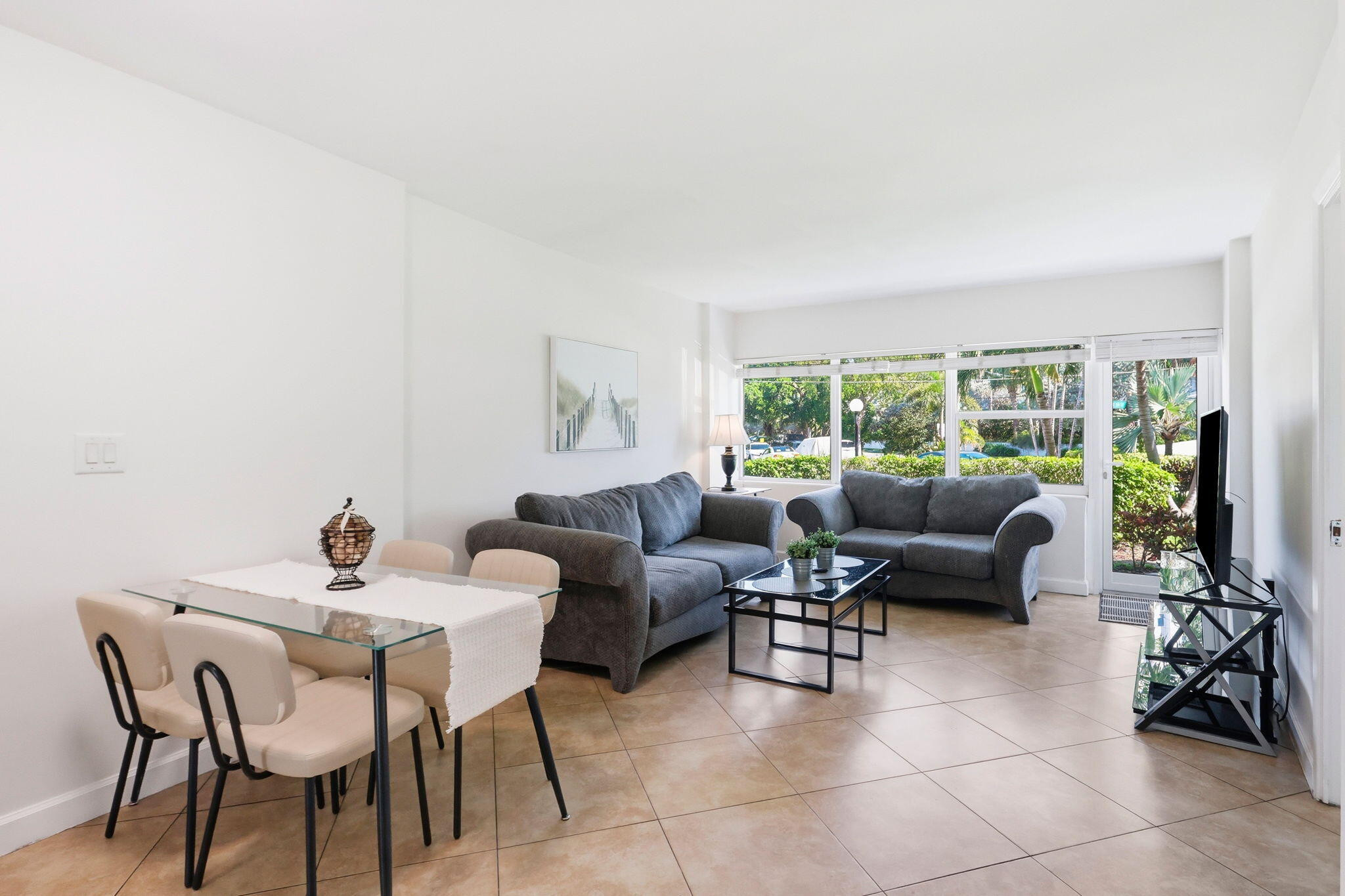 3250 NE 28TH #104, Fort Lauderdale FL 33308