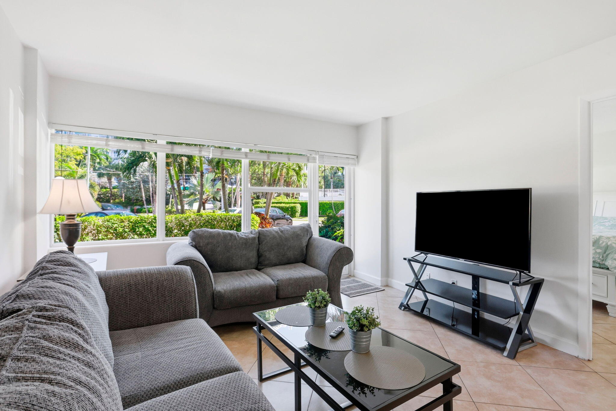 3250 NE 28TH #104, Fort Lauderdale FL 33308