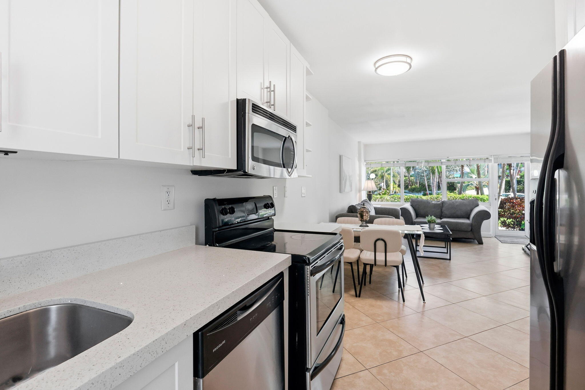 3250 NE 28TH #104, Fort Lauderdale FL 33308