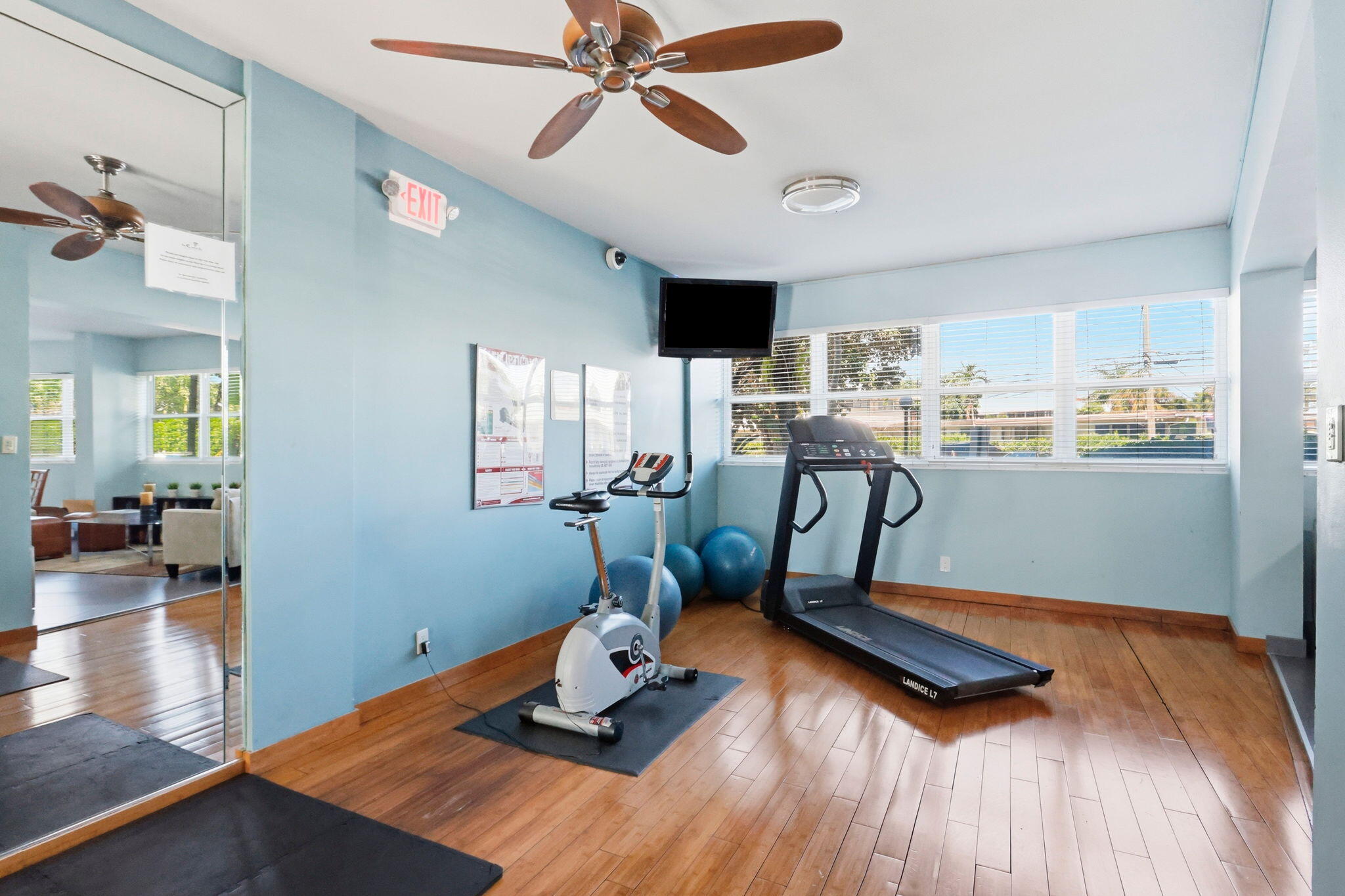 3250 NE 28TH #104, Fort Lauderdale FL 33308