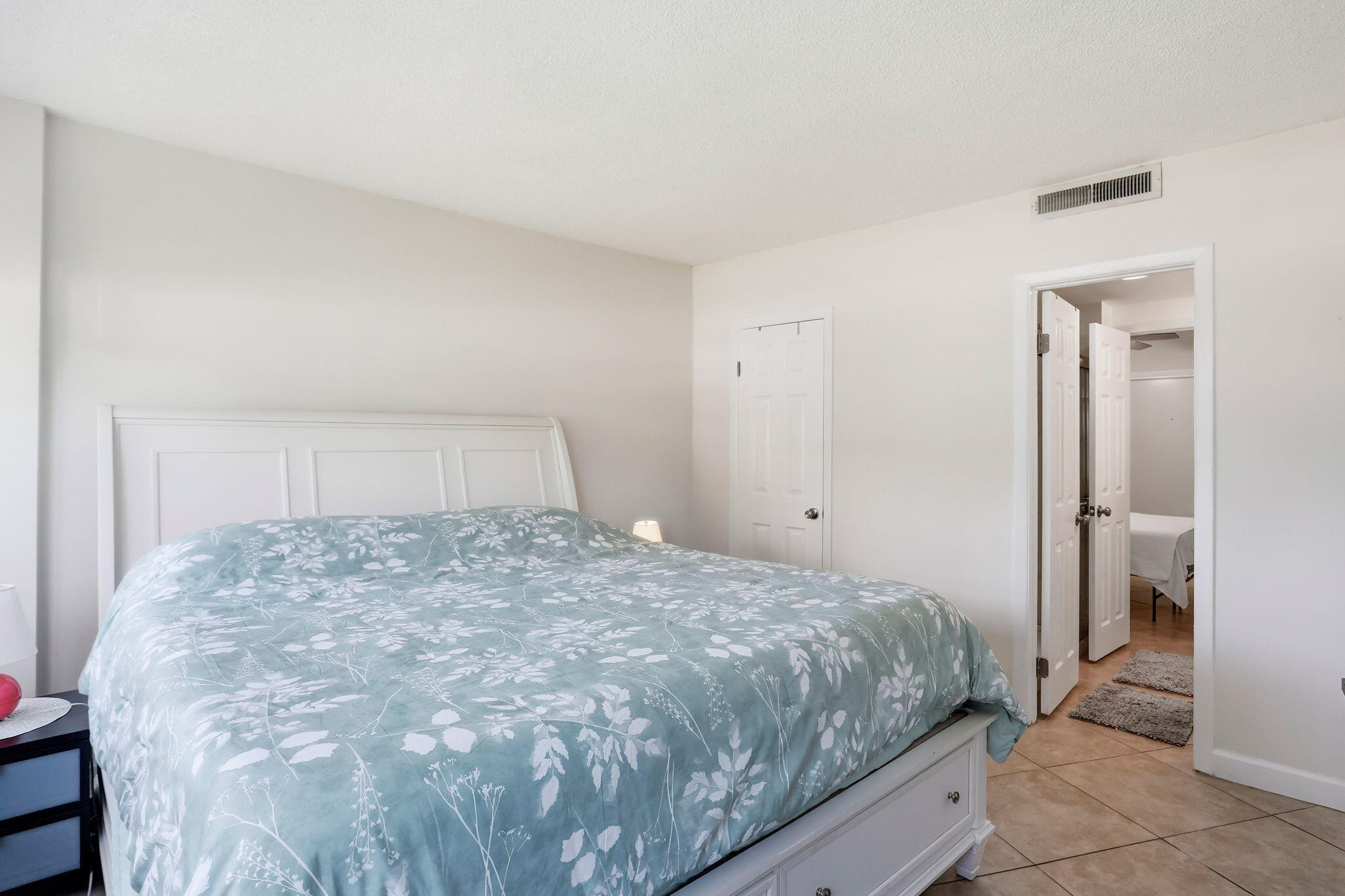 3250 NE 28TH #104, Fort Lauderdale FL 33308
